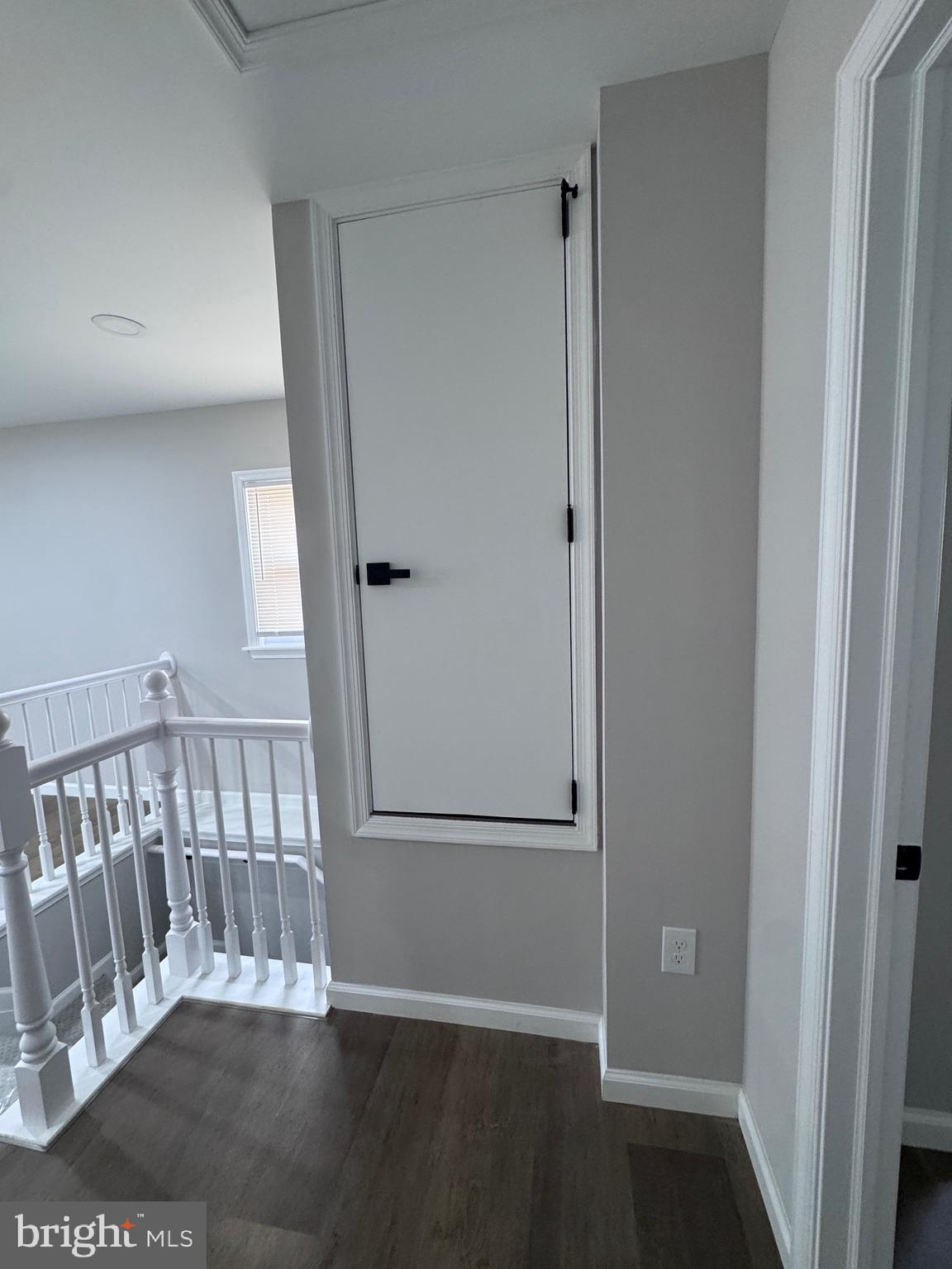 CATONSVILLE MANOR - Residential