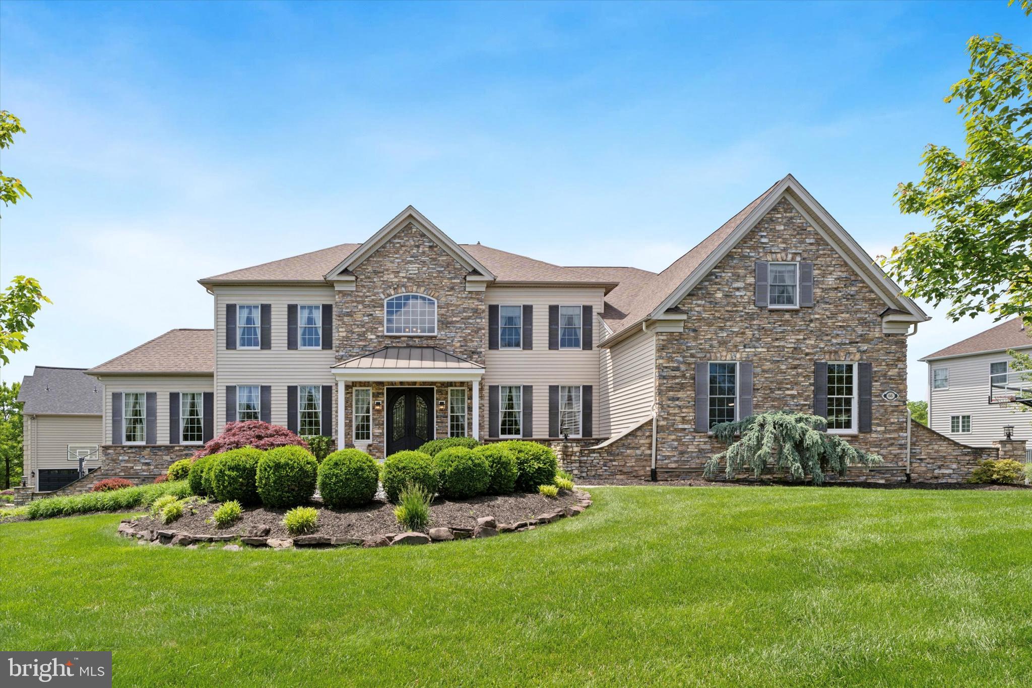 RIVERCREST - Residential