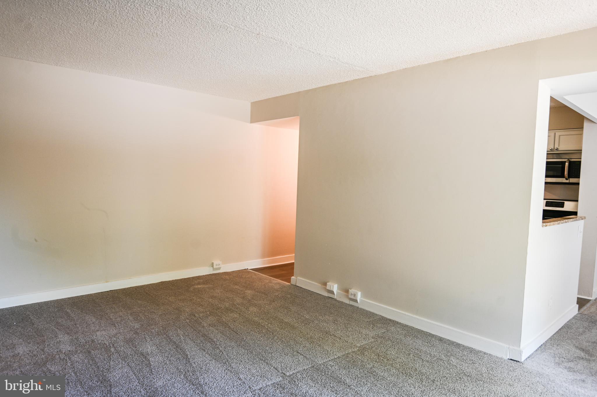 TREOVER CONDOMINIUM - Residential Lease