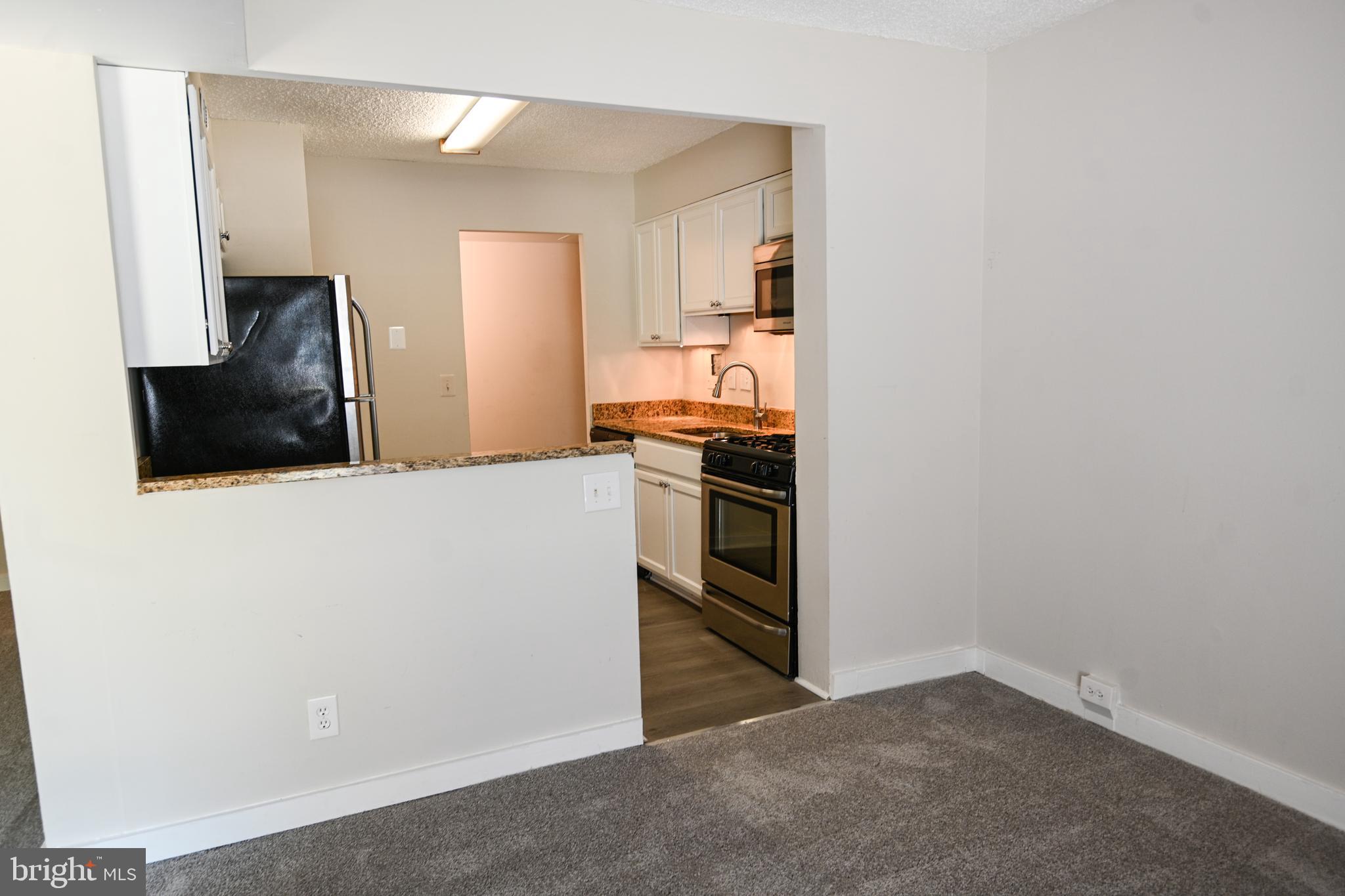 TREOVER CONDOMINIUM - Residential Lease