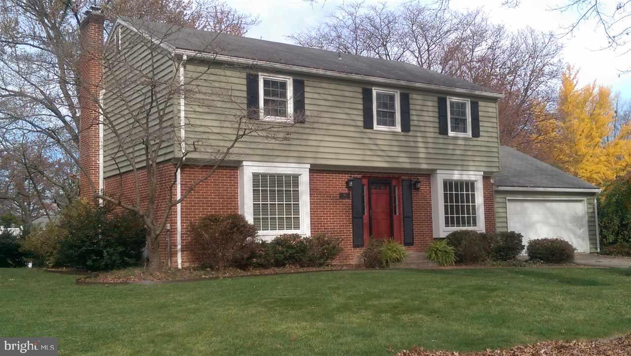 COUNTRY CLUB PARK - Residential