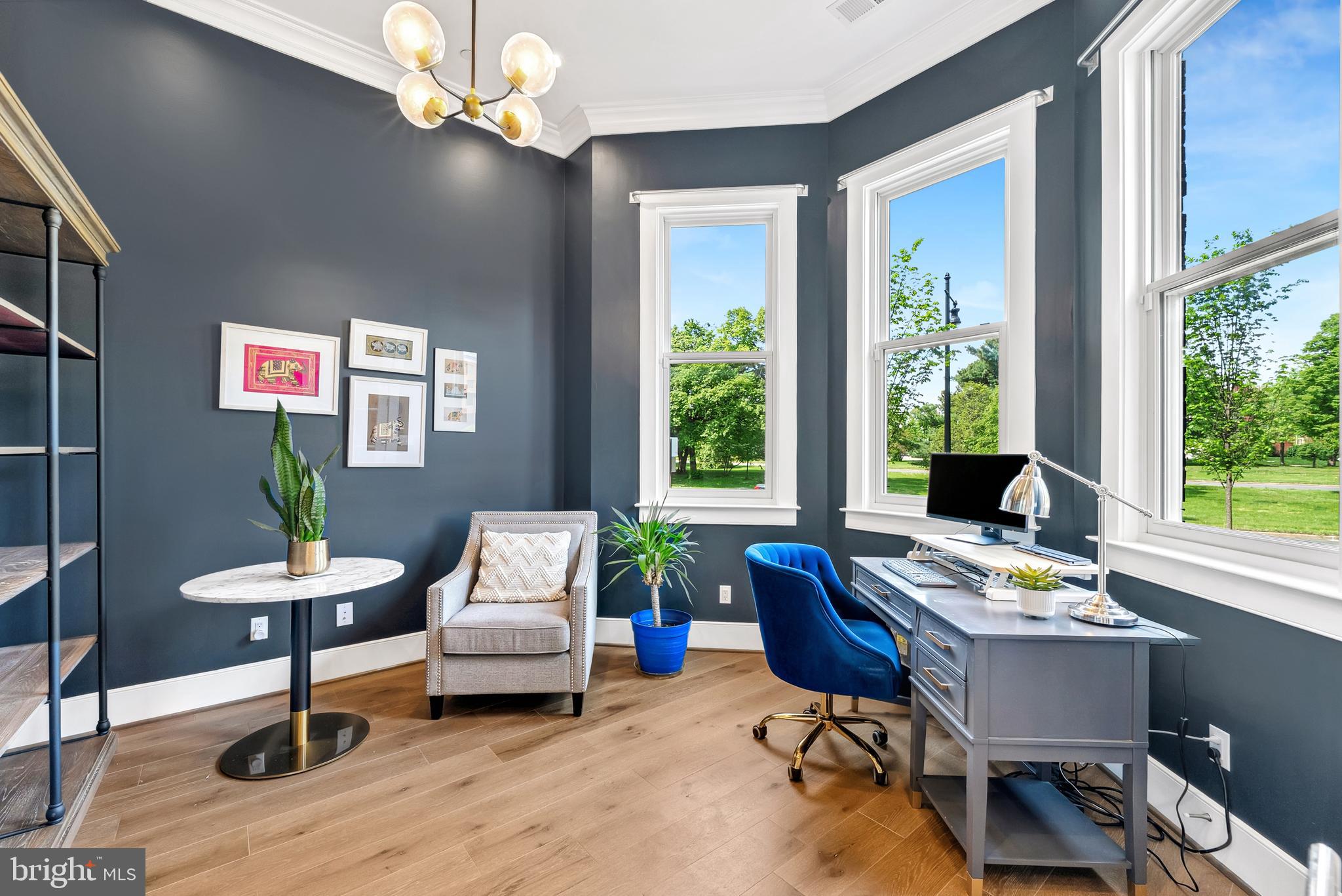OLD TOWN ALEXANDRIA - Residential