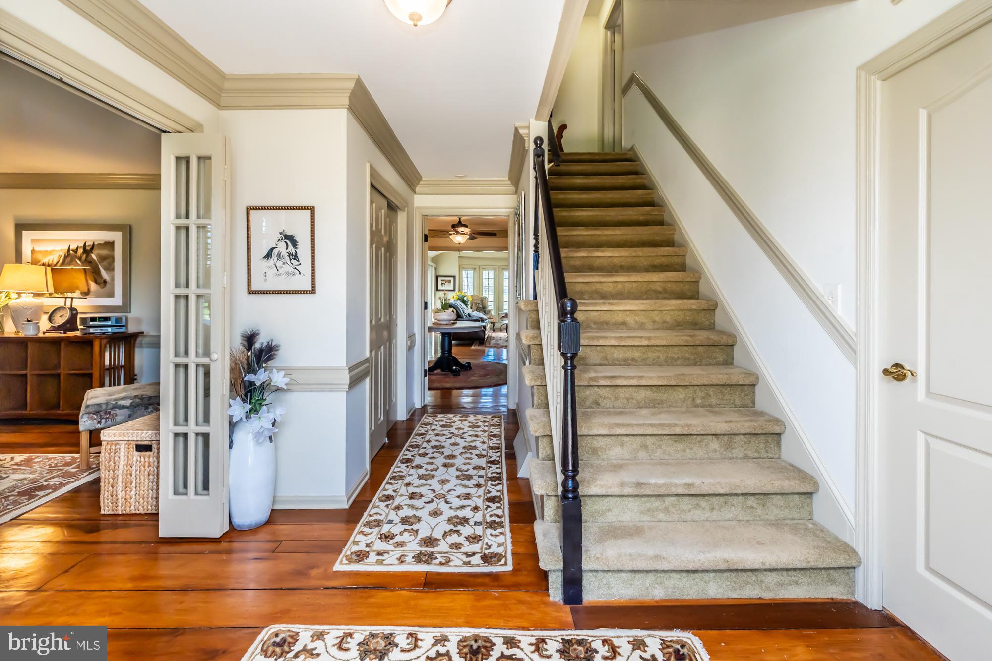 FOX LEE MANOR - Residential