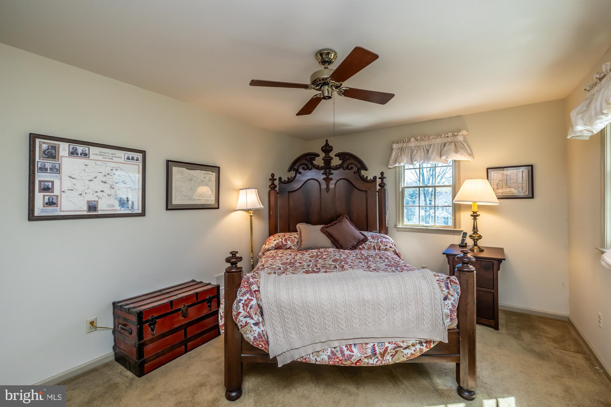 FOX LEE MANOR - Residential