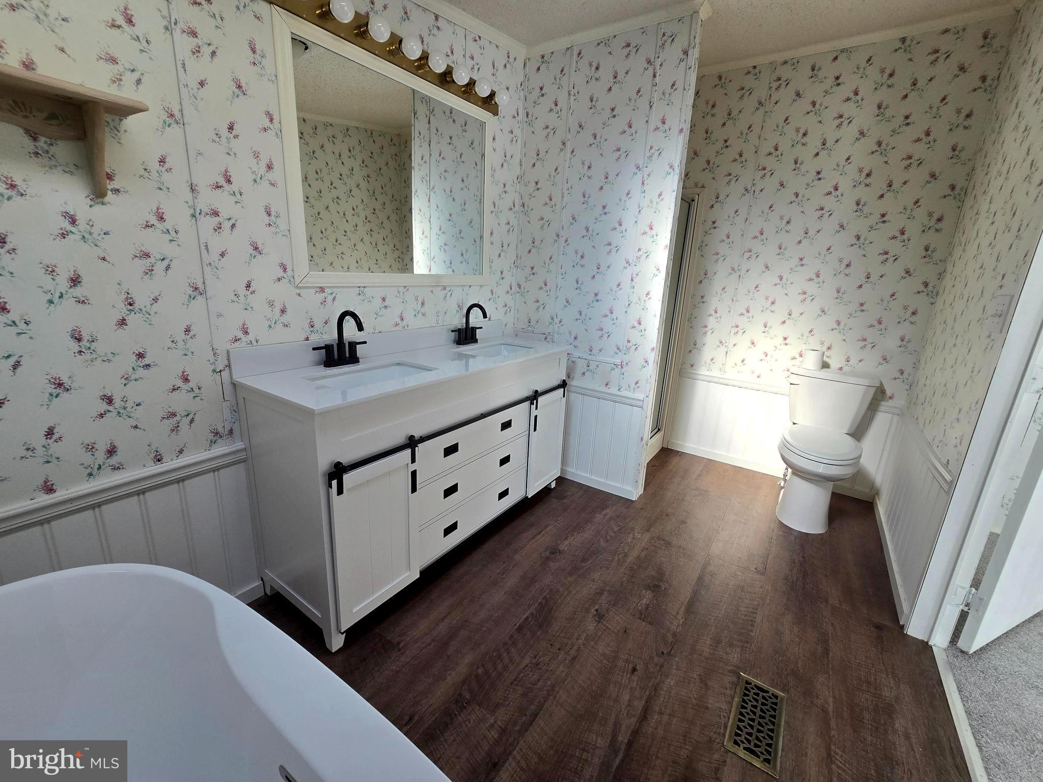 PLEASANT HILLS TR - Residential