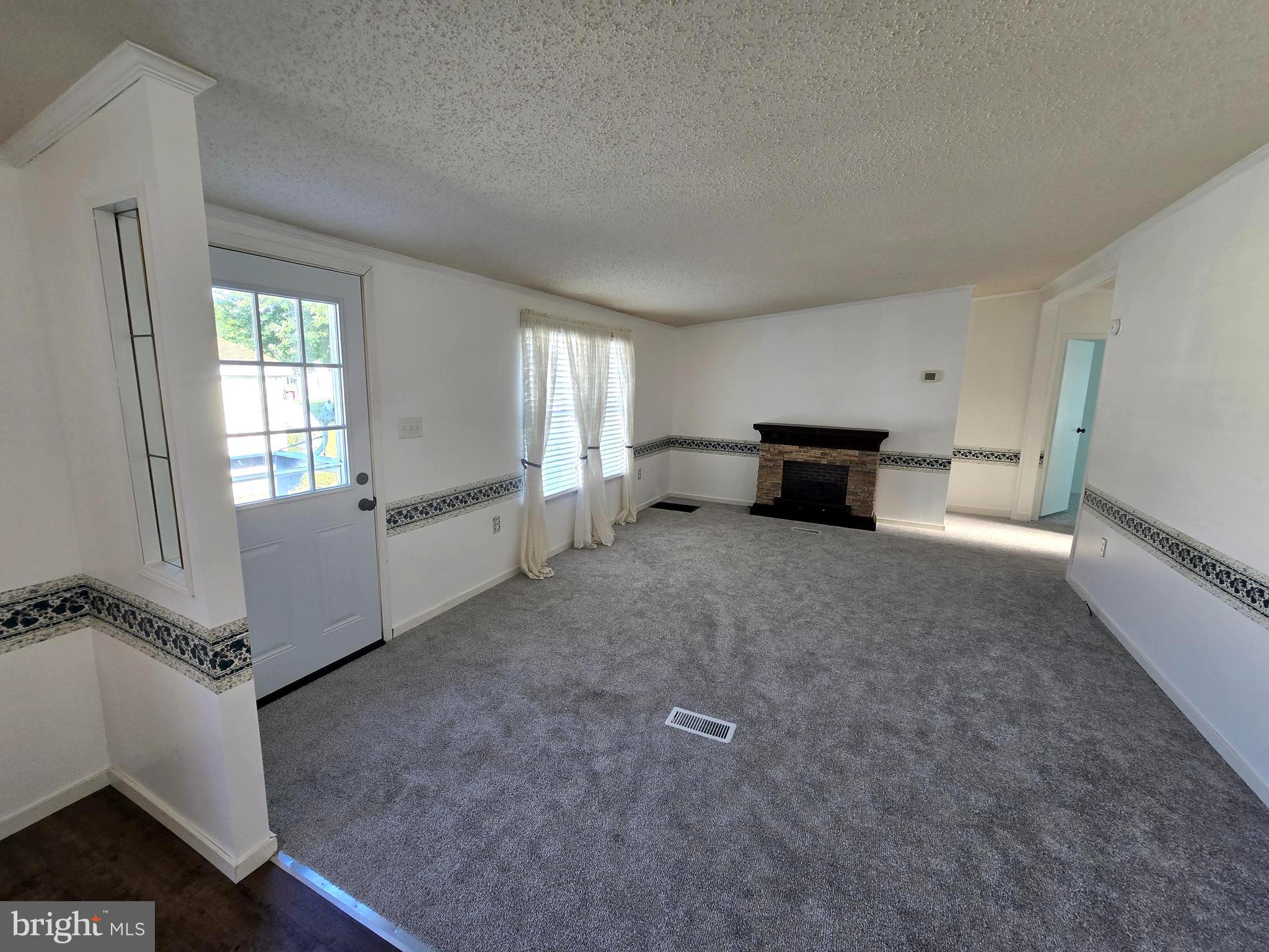 PLEASANT HILLS TR - Residential