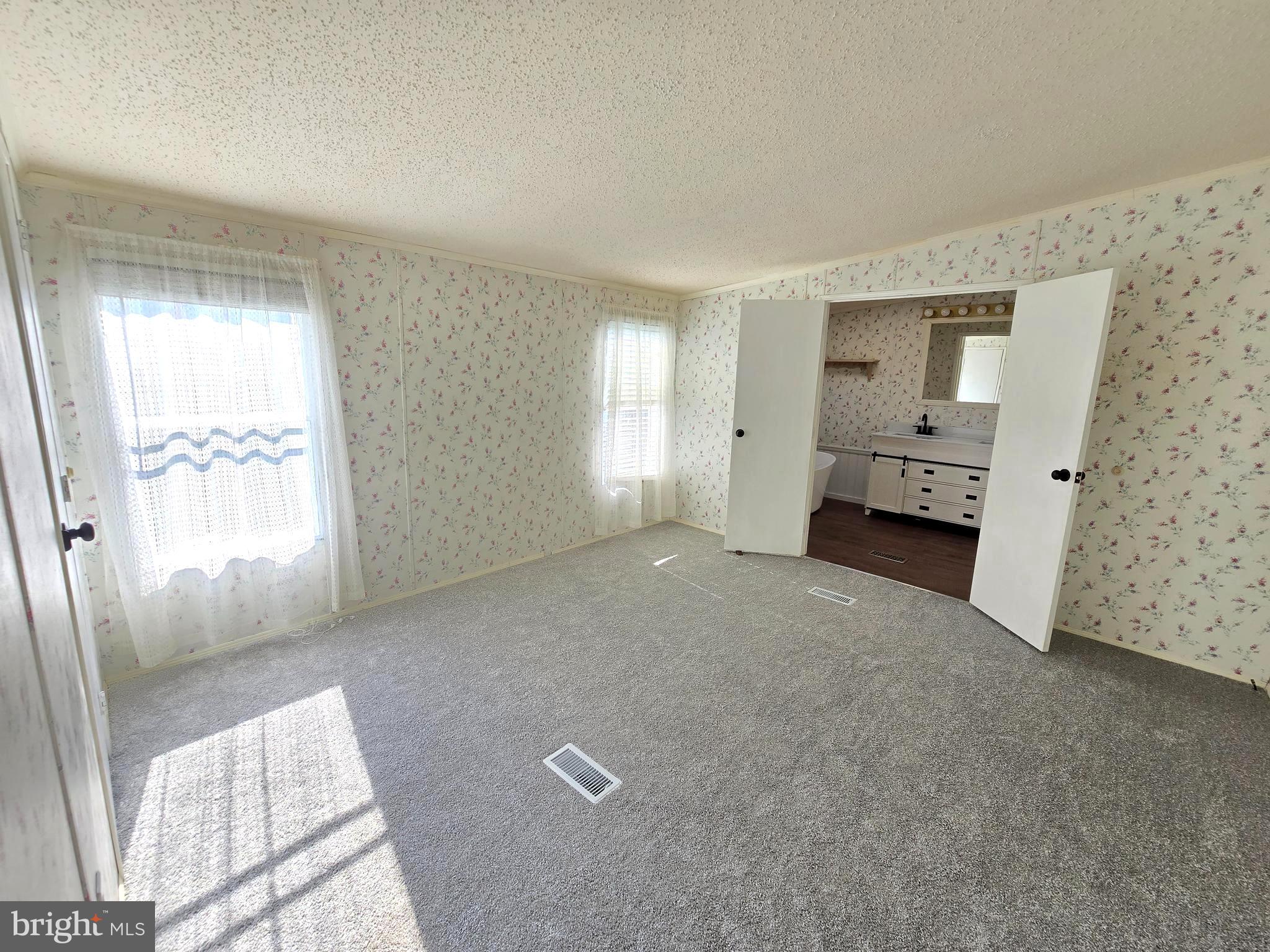 PLEASANT HILLS TR - Residential