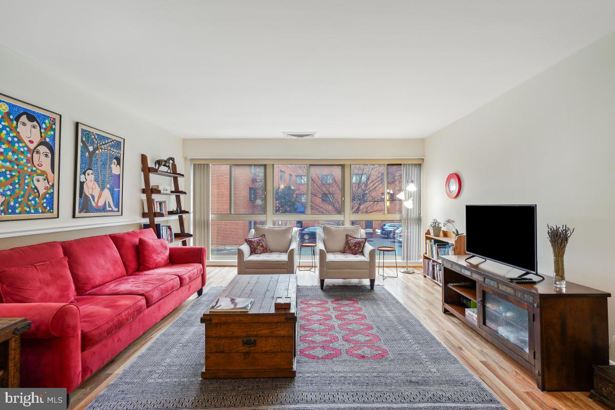 SUSSEX HOUSE - Residential