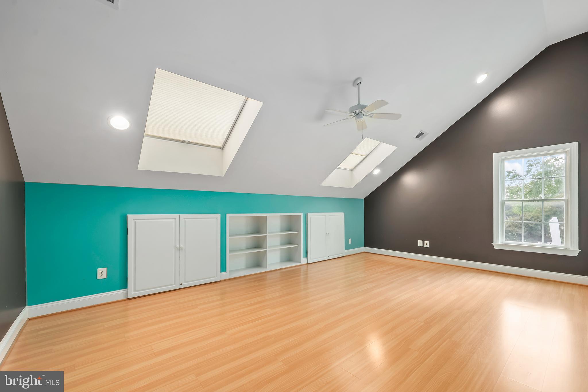 BELMONT COUNTRY CLUB - Residential