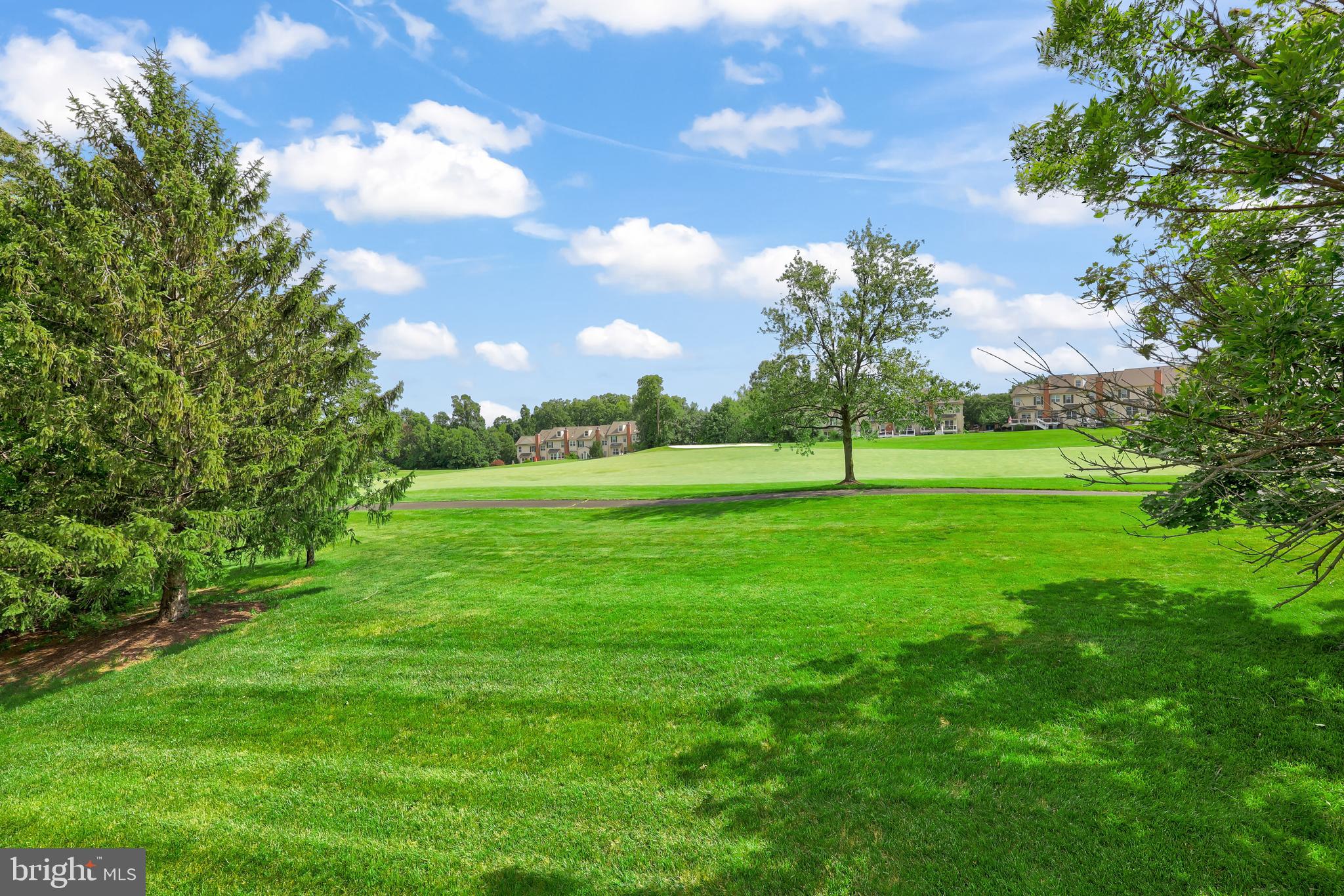 BELMONT COUNTRY CLUB - Residential