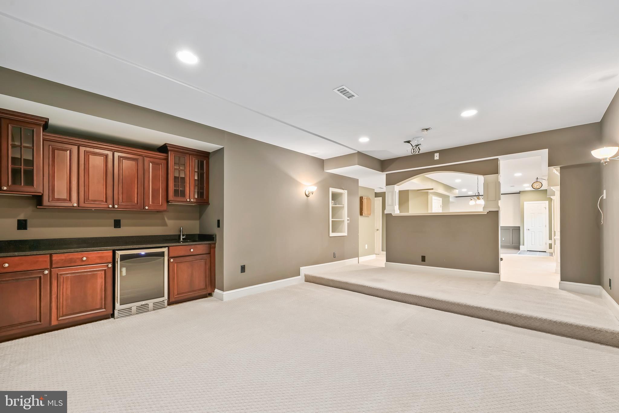 BELMONT COUNTRY CLUB - Residential