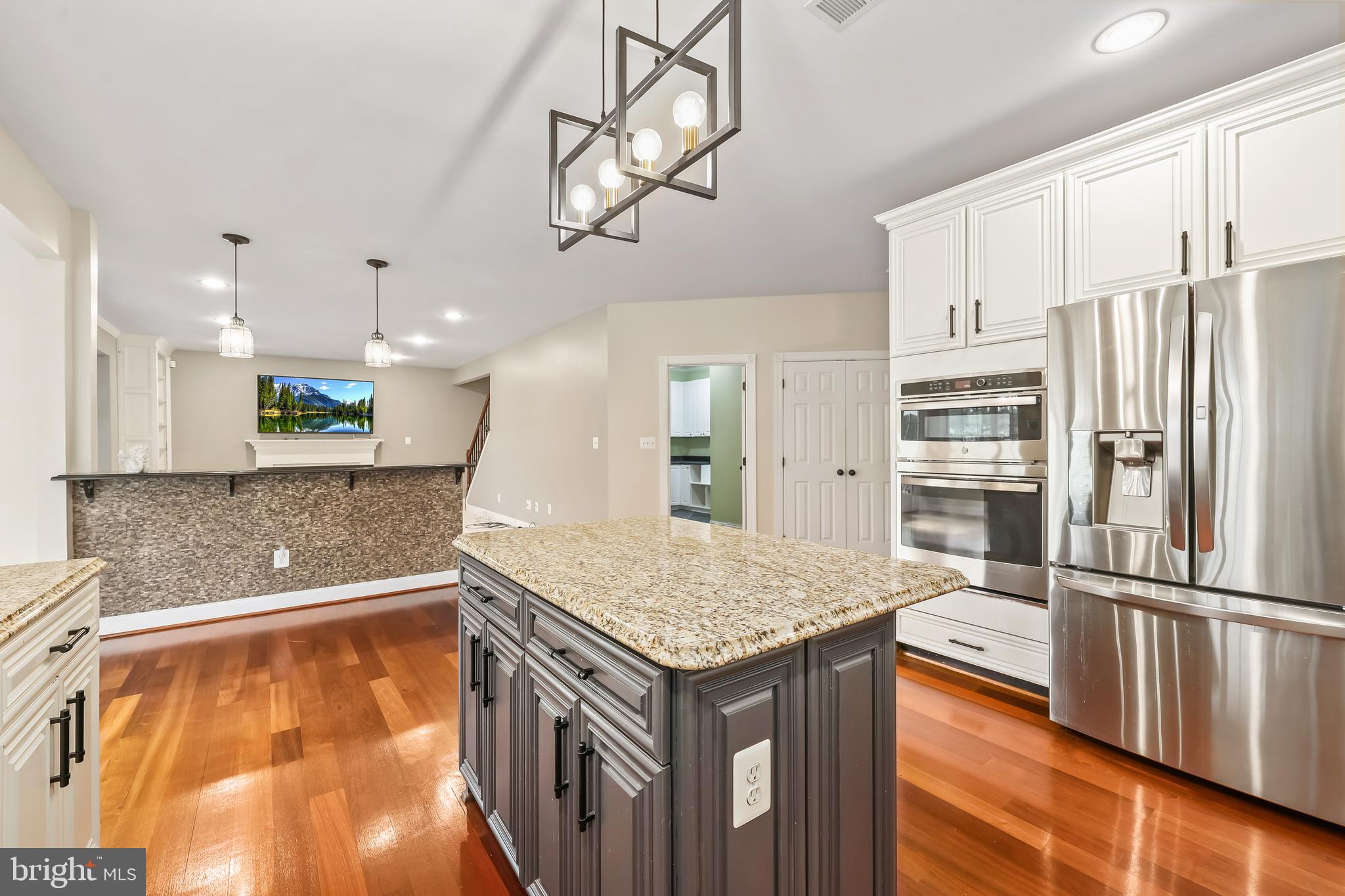 BELMONT COUNTRY CLUB - Residential