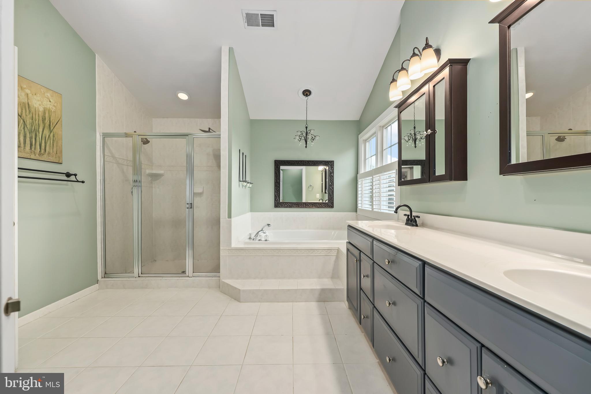 BELMONT COUNTRY CLUB - Residential