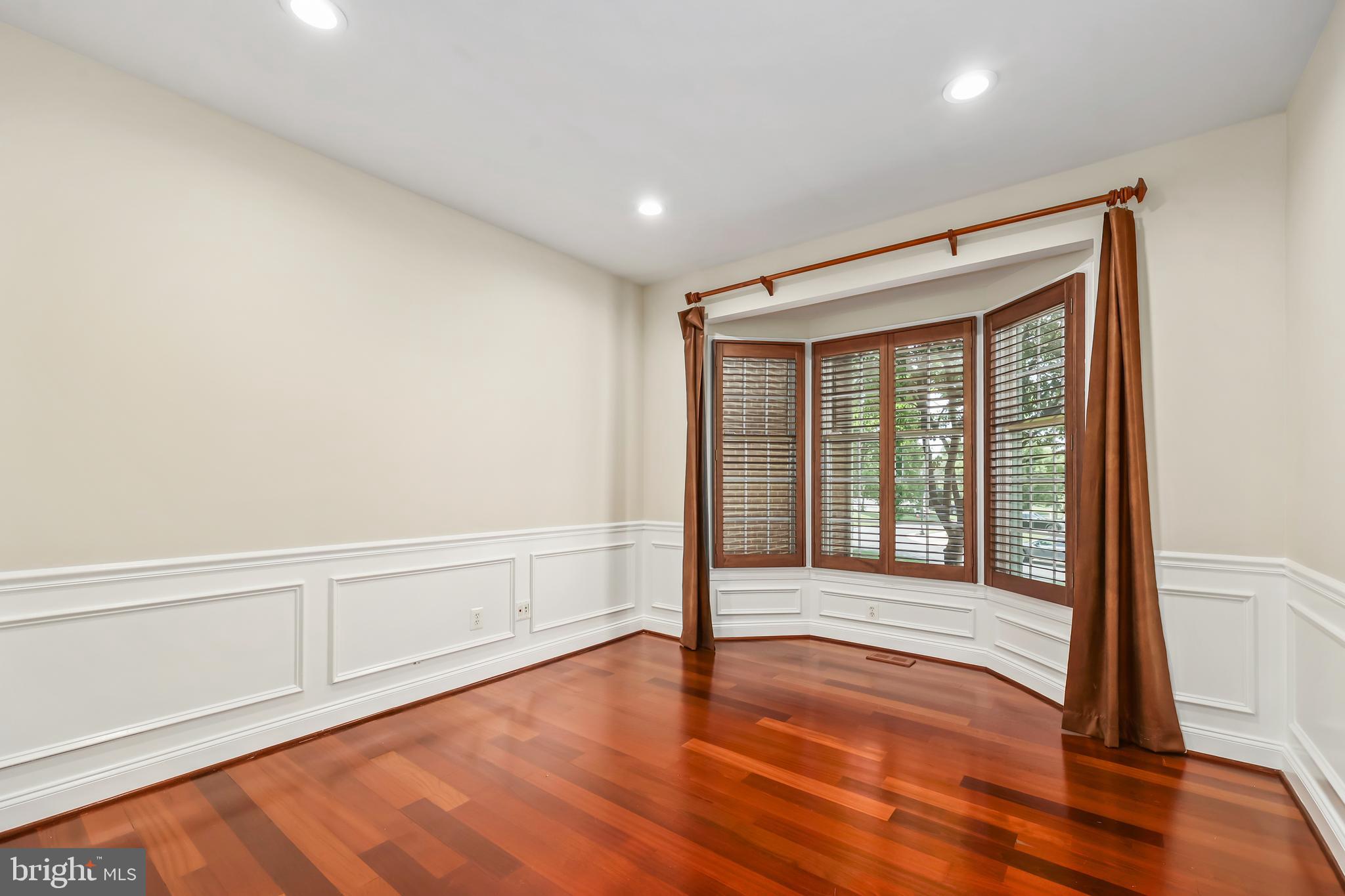 BELMONT COUNTRY CLUB - Residential