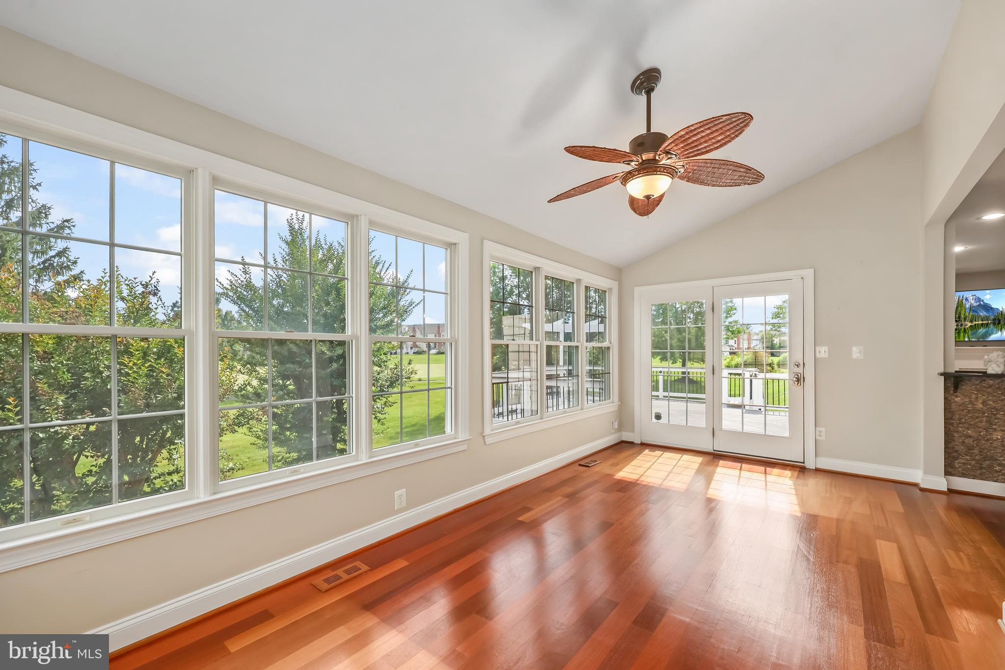 BELMONT COUNTRY CLUB - Residential