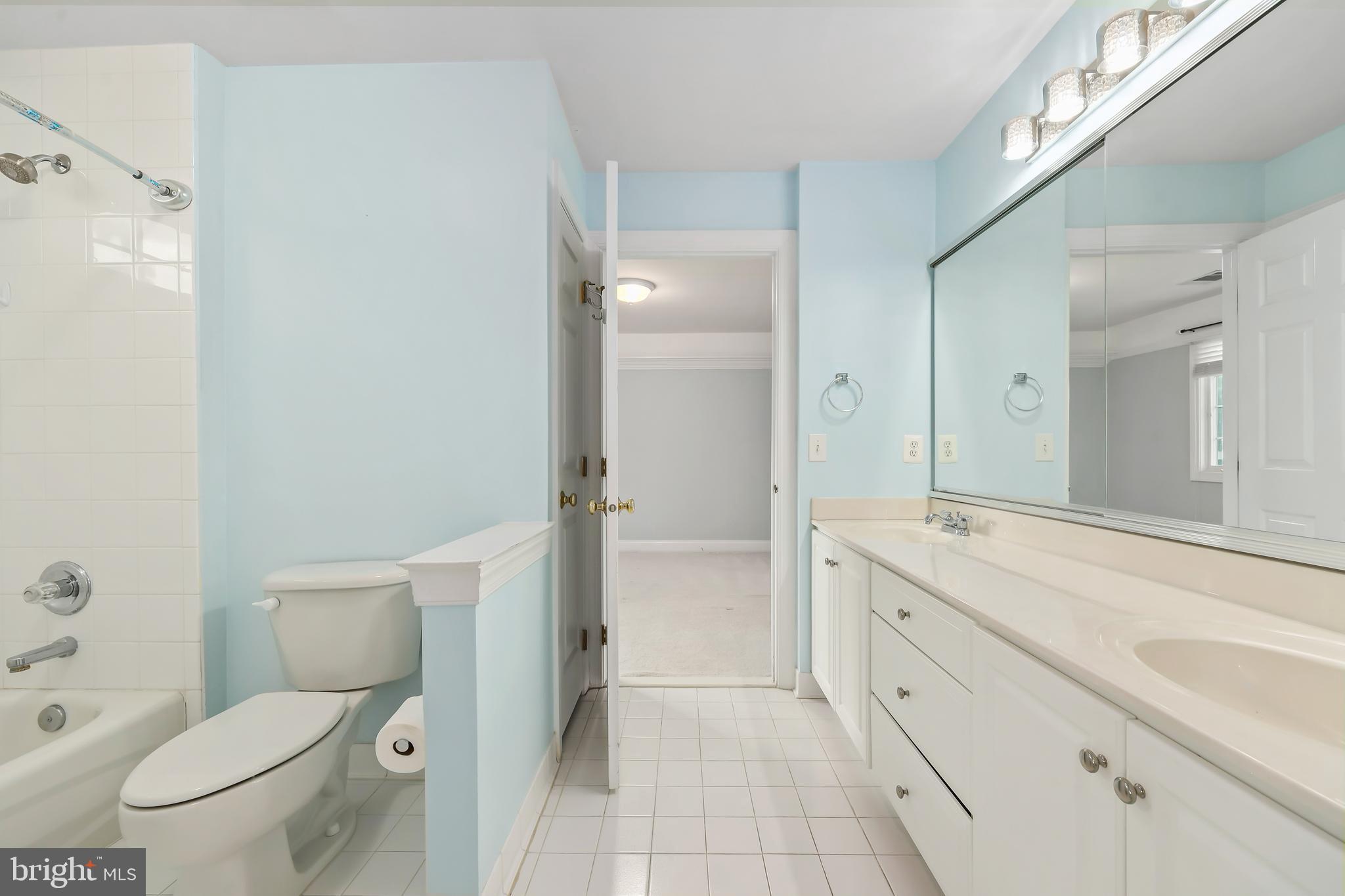 BELMONT COUNTRY CLUB - Residential