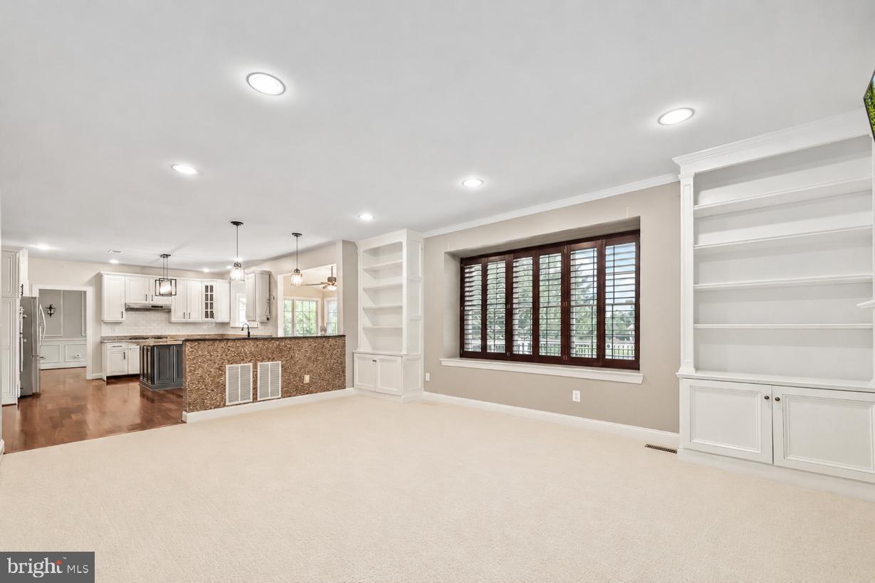 BELMONT COUNTRY CLUB - Residential