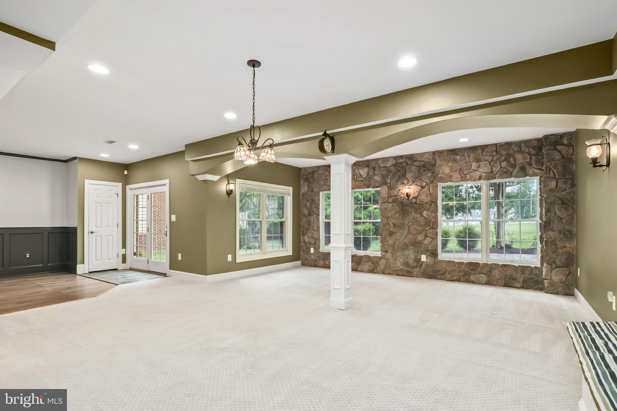 BELMONT COUNTRY CLUB - Residential