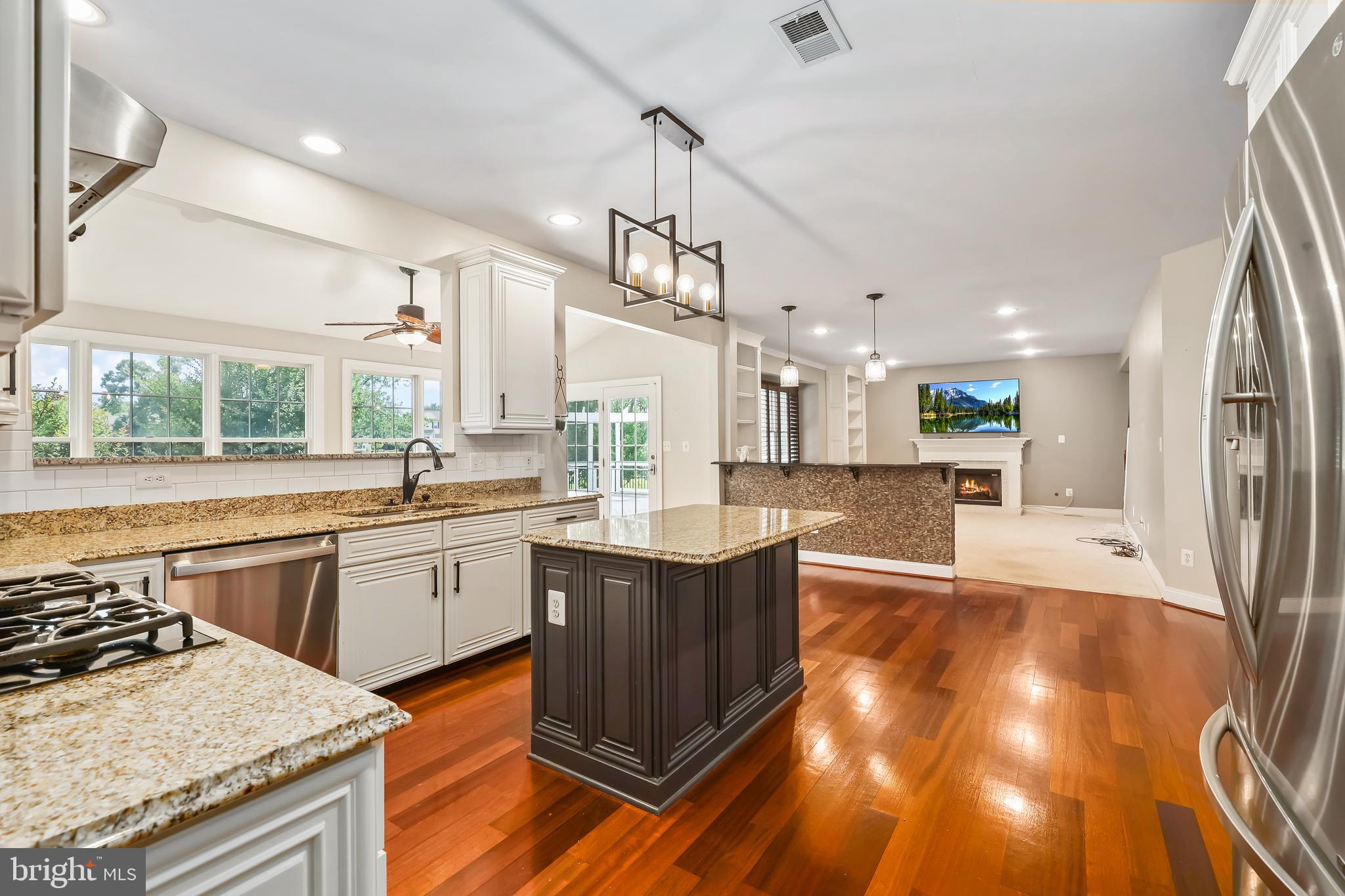 BELMONT COUNTRY CLUB - Residential