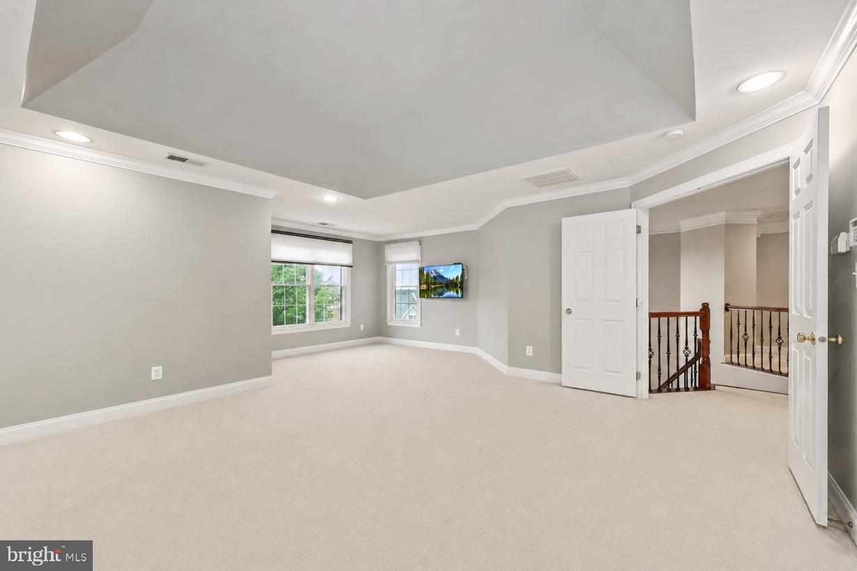 BELMONT COUNTRY CLUB - Residential