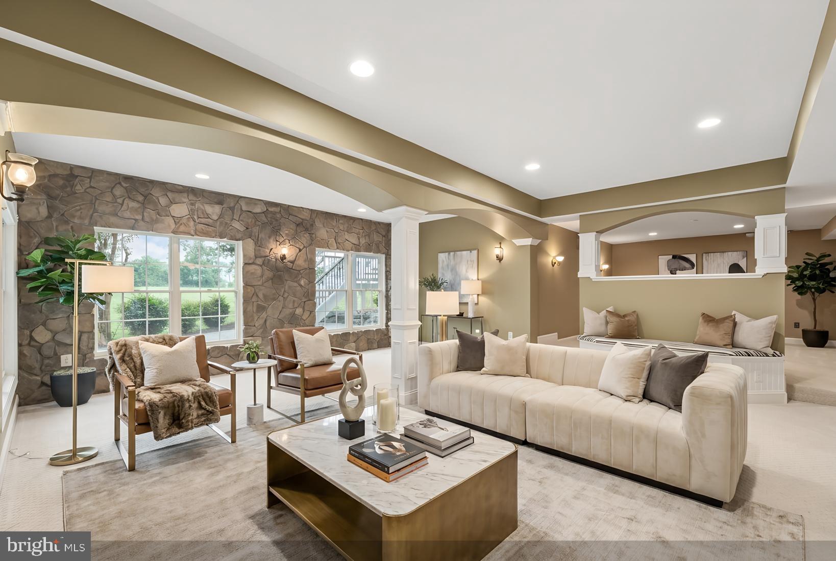 BELMONT COUNTRY CLUB - Residential
