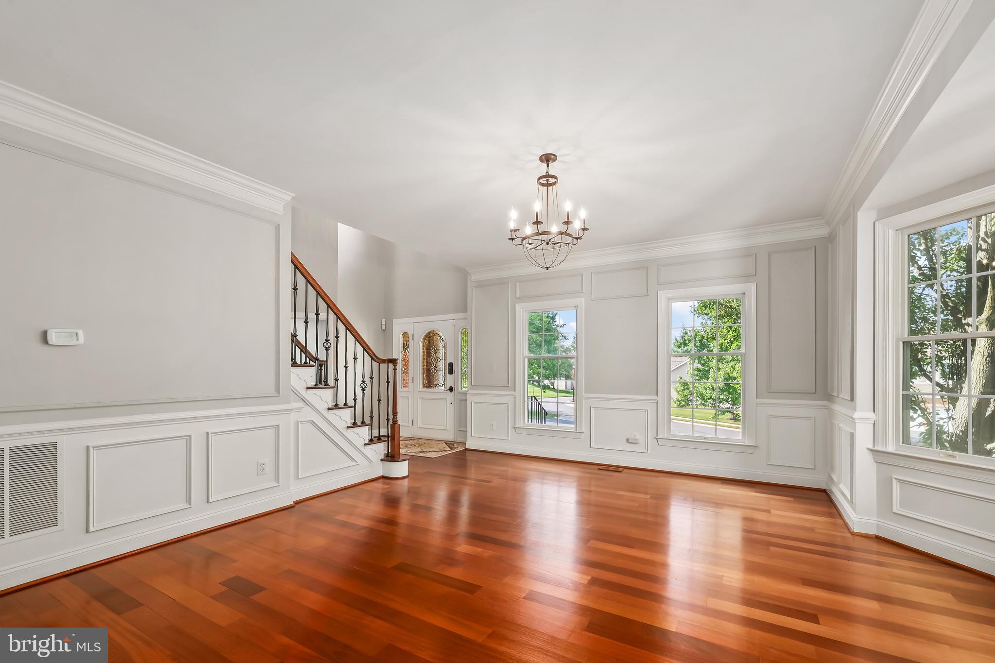 BELMONT COUNTRY CLUB - Residential