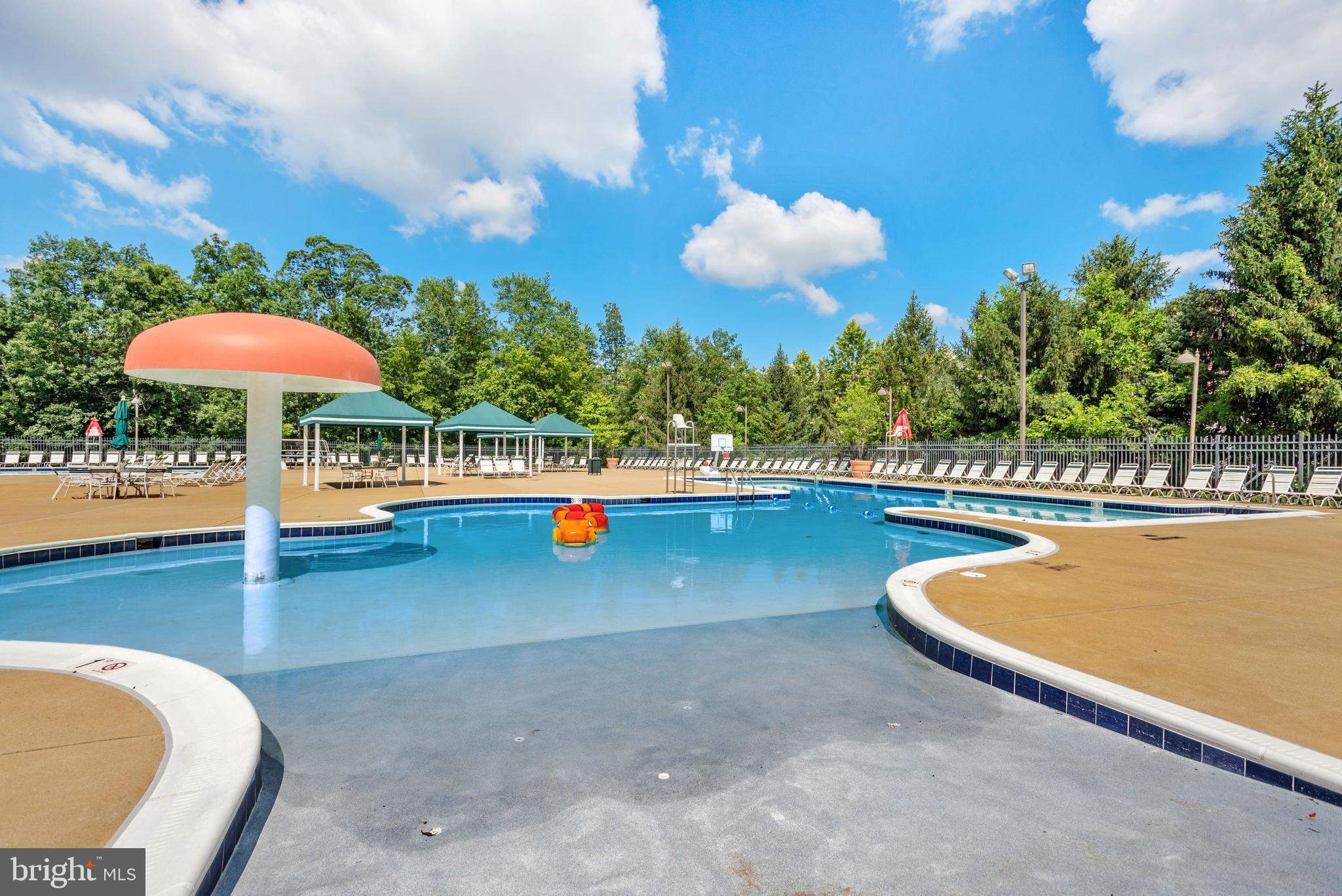 BELMONT COUNTRY CLUB - Residential