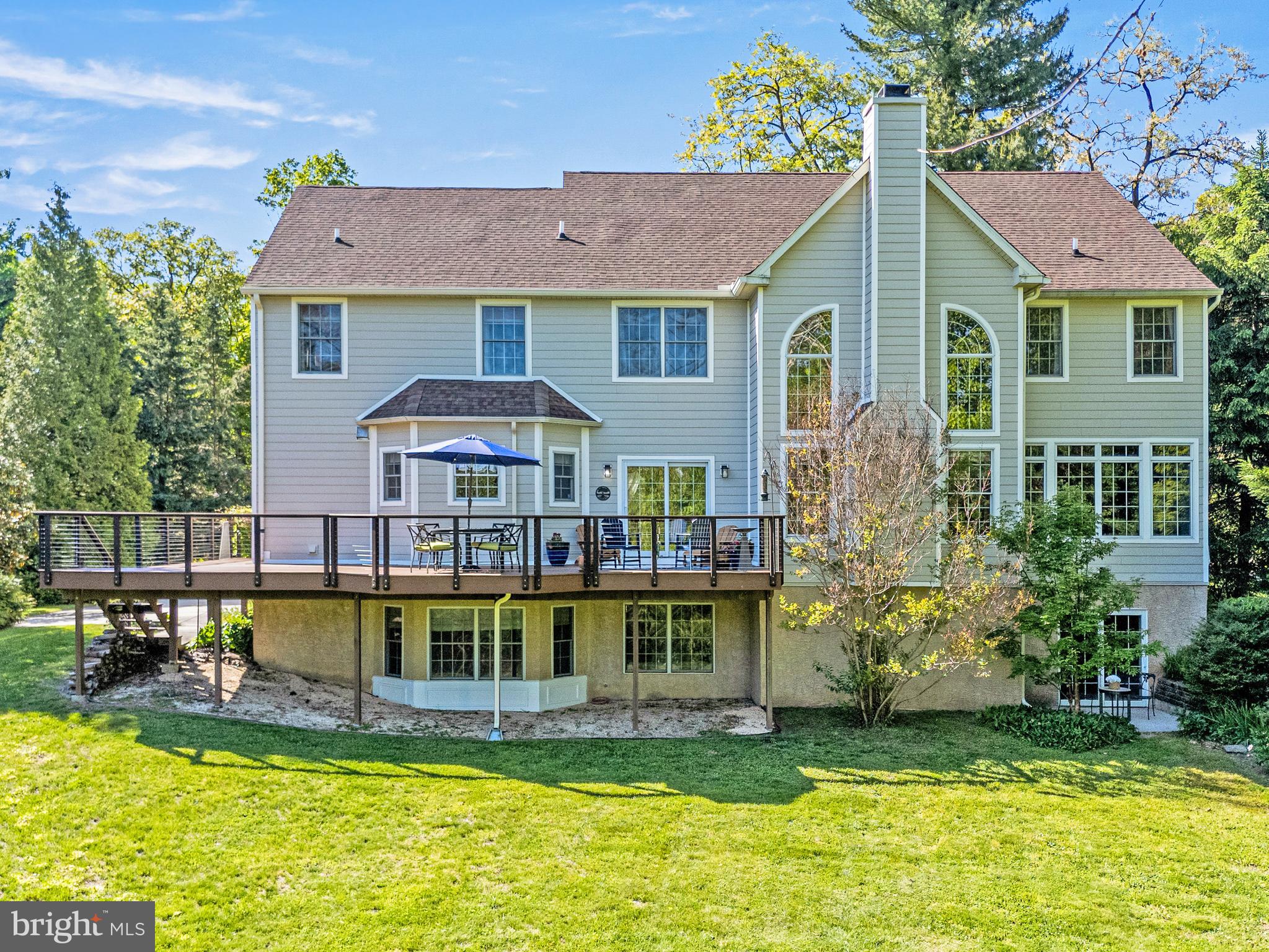 CHESTNUT HILL - Residential