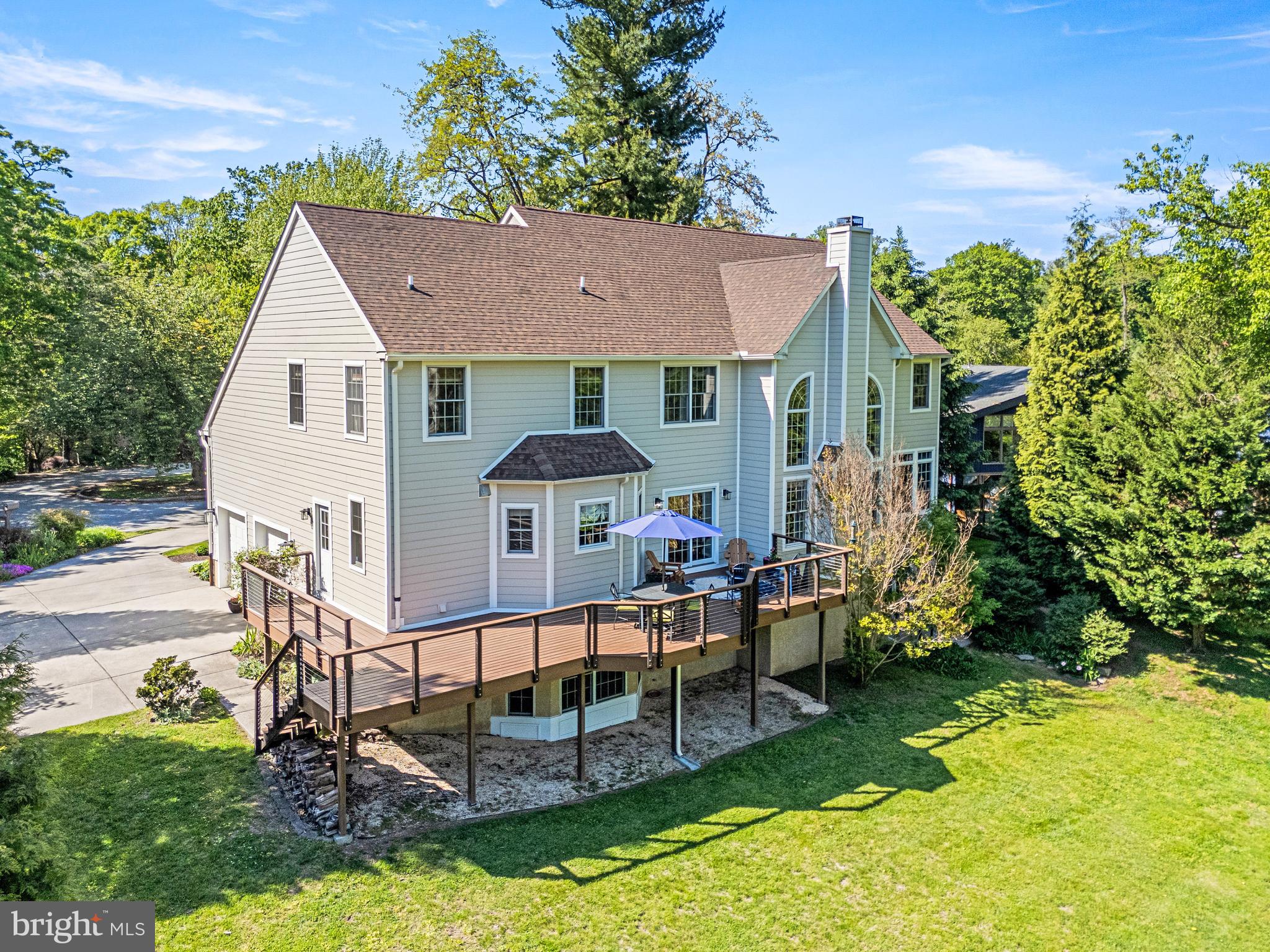 CHESTNUT HILL - Residential