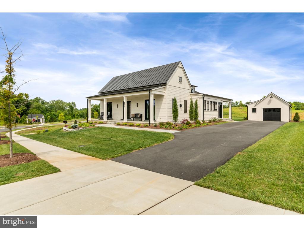 RESIDENCES AT SALAMANDER - Residential