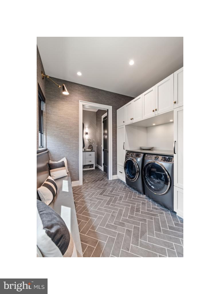 RESIDENCES AT SALAMANDER - Residential