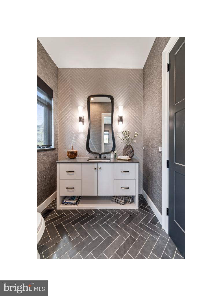 RESIDENCES AT SALAMANDER - Residential