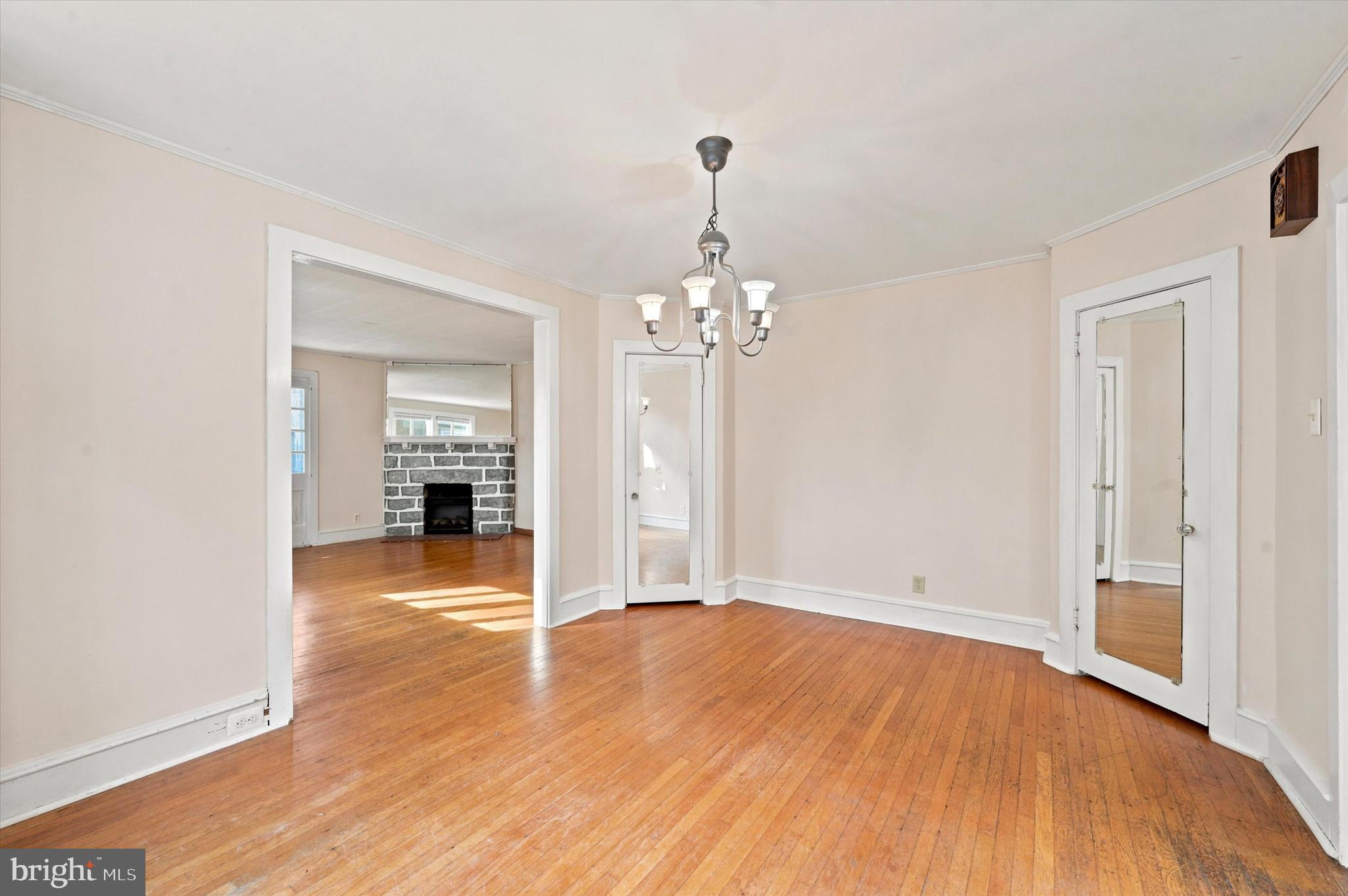 LANSDOWNE - Residential