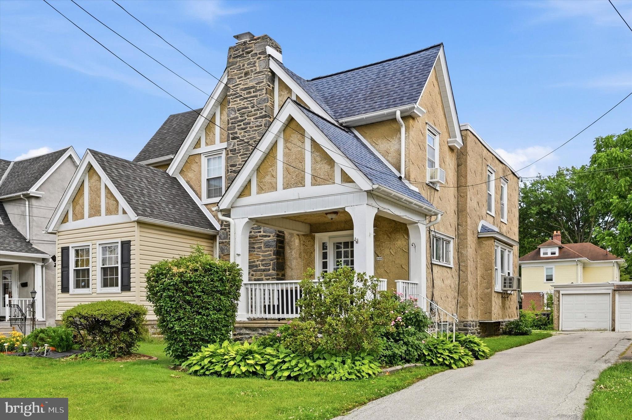 LANSDOWNE - Residential