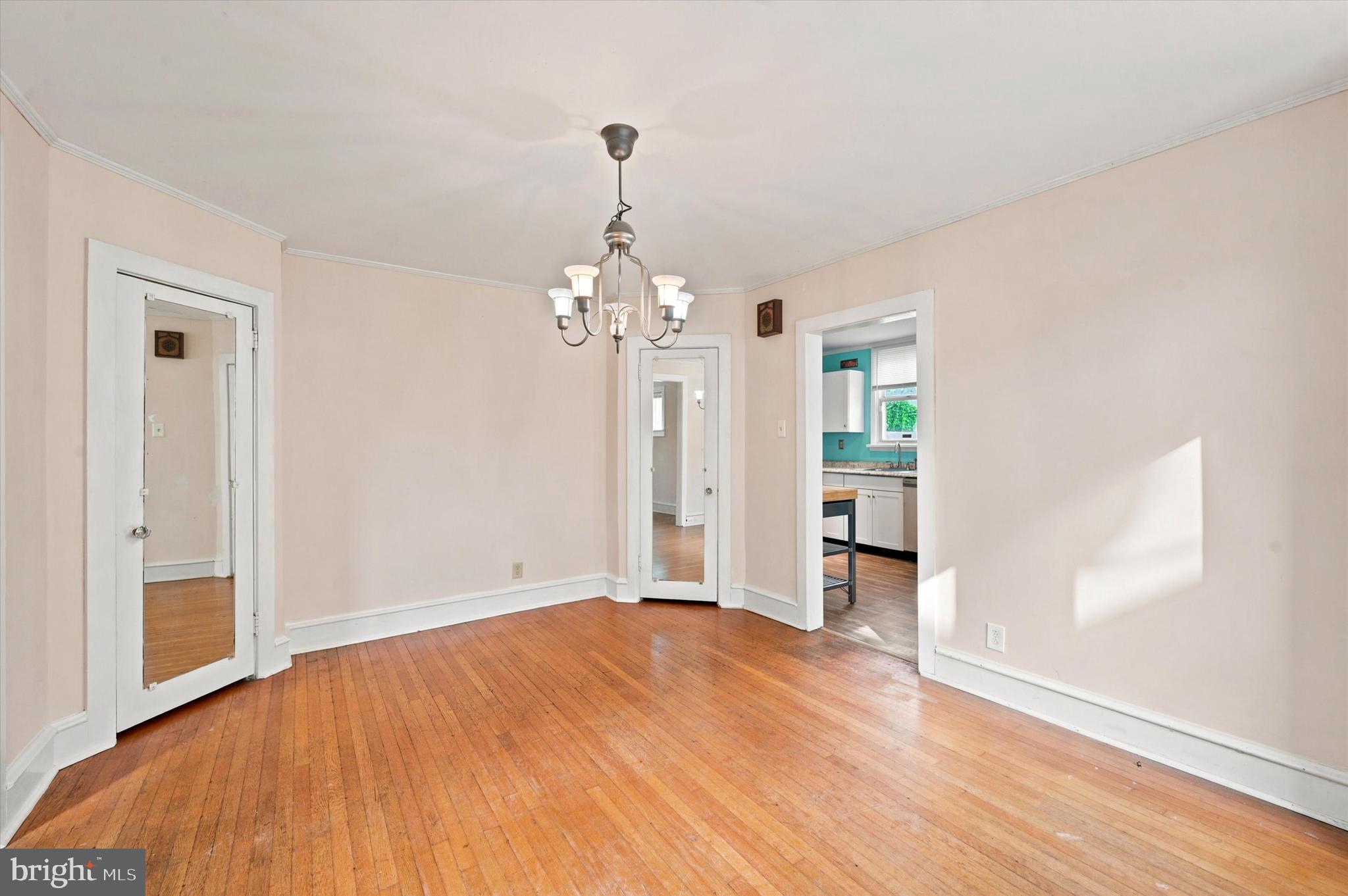 LANSDOWNE - Residential