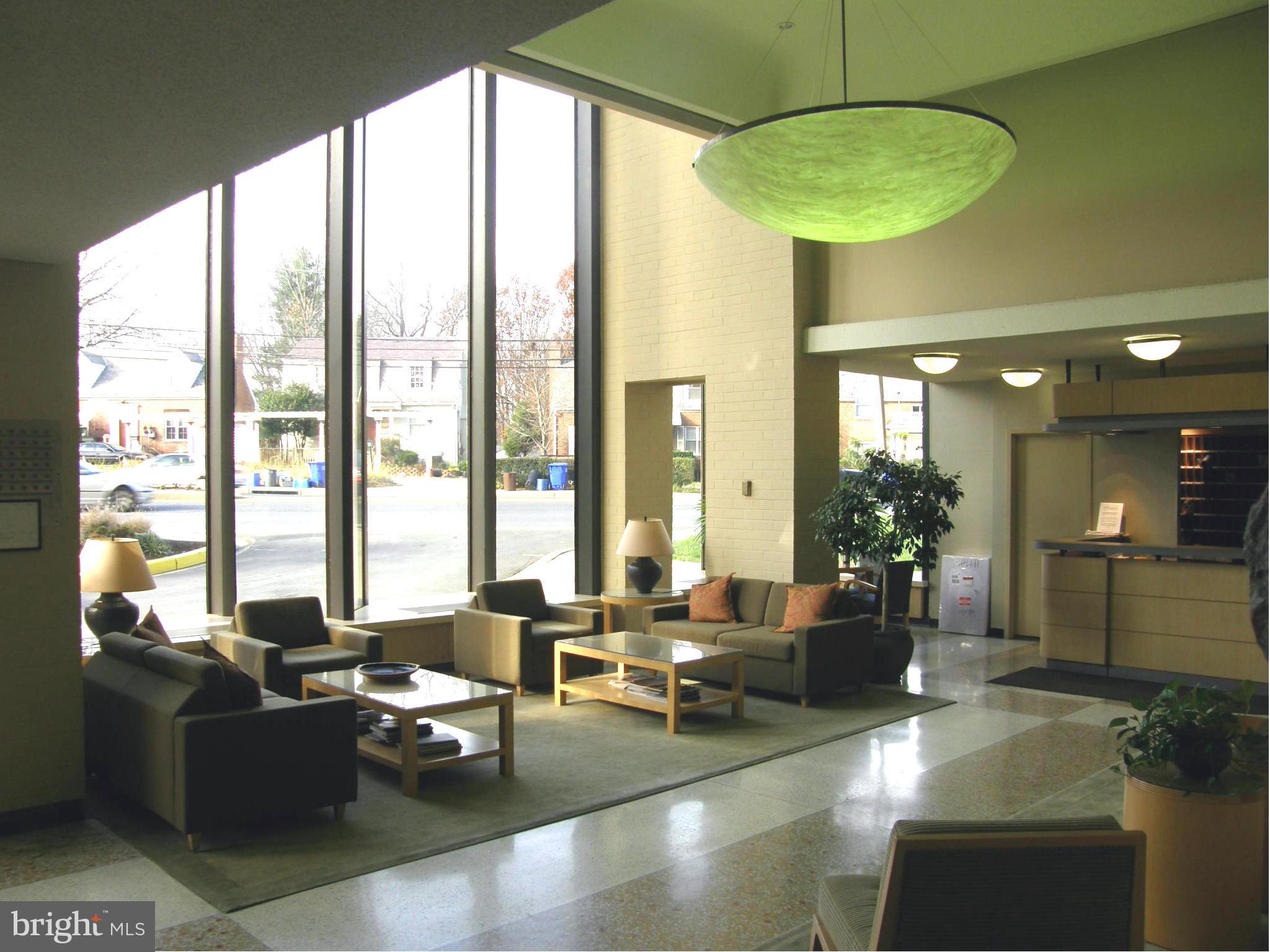 RIVIERA OF CHEVY CHASE - Residential