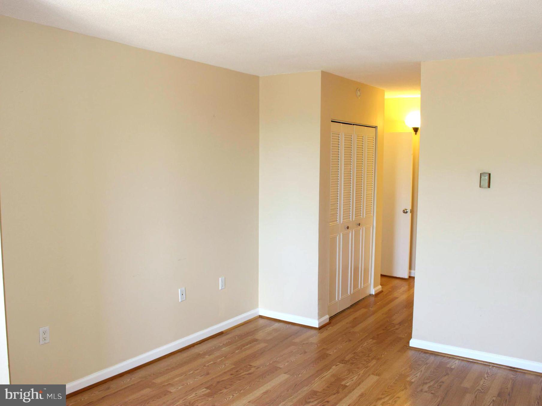 RIVIERA OF CHEVY CHASE - Residential
