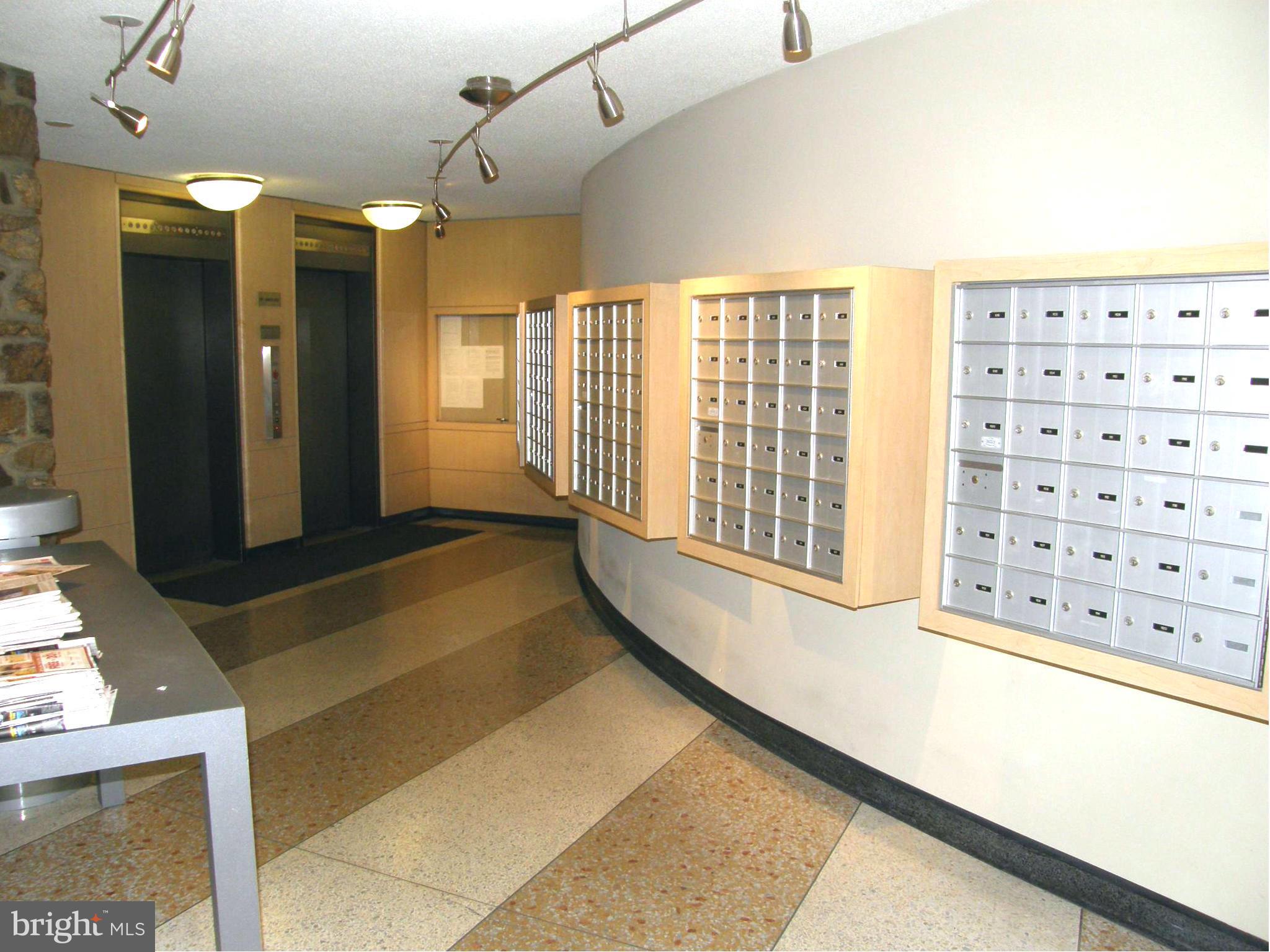 RIVIERA OF CHEVY CHASE - Residential