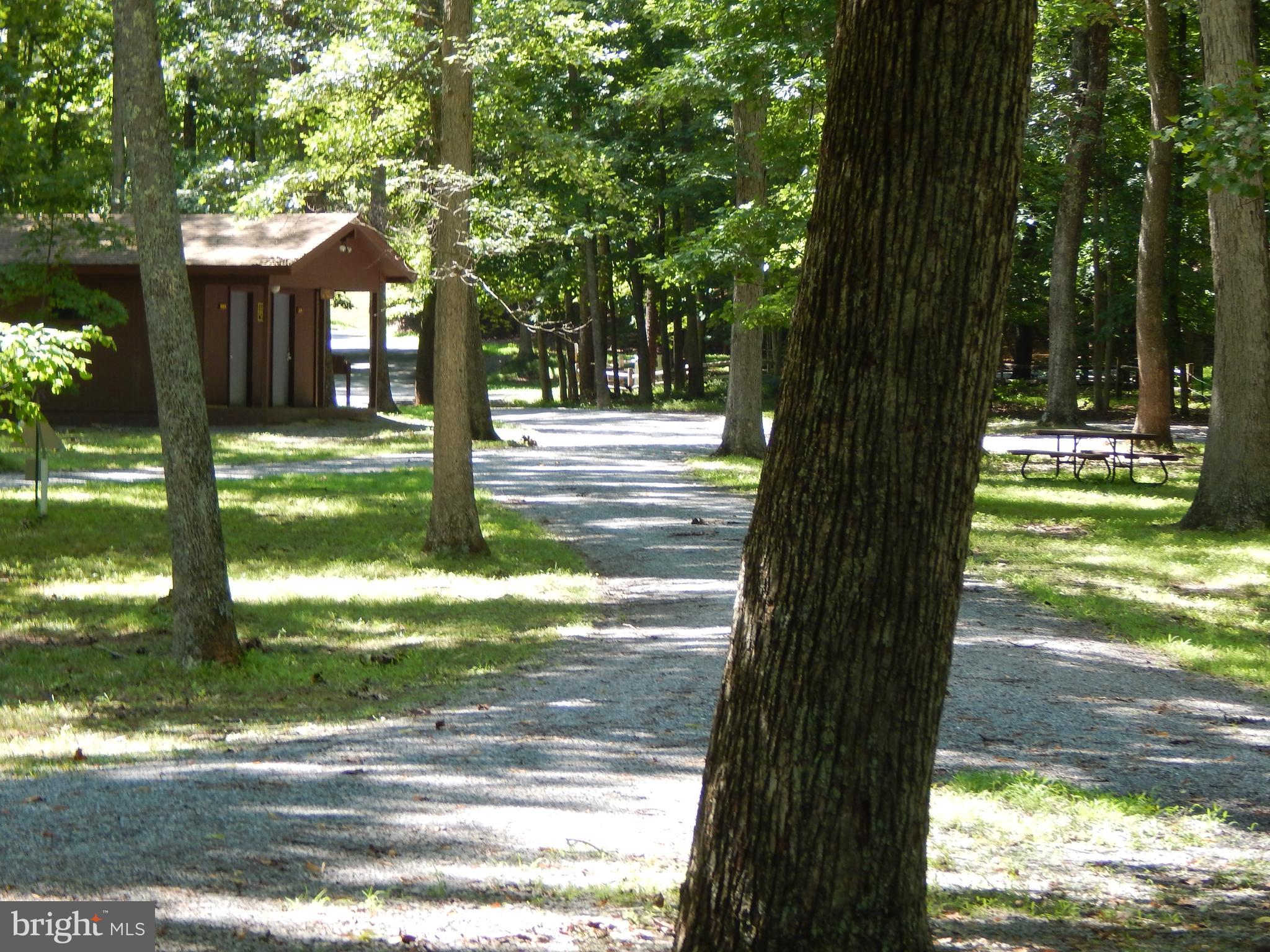 RIVER RIDGE - Land