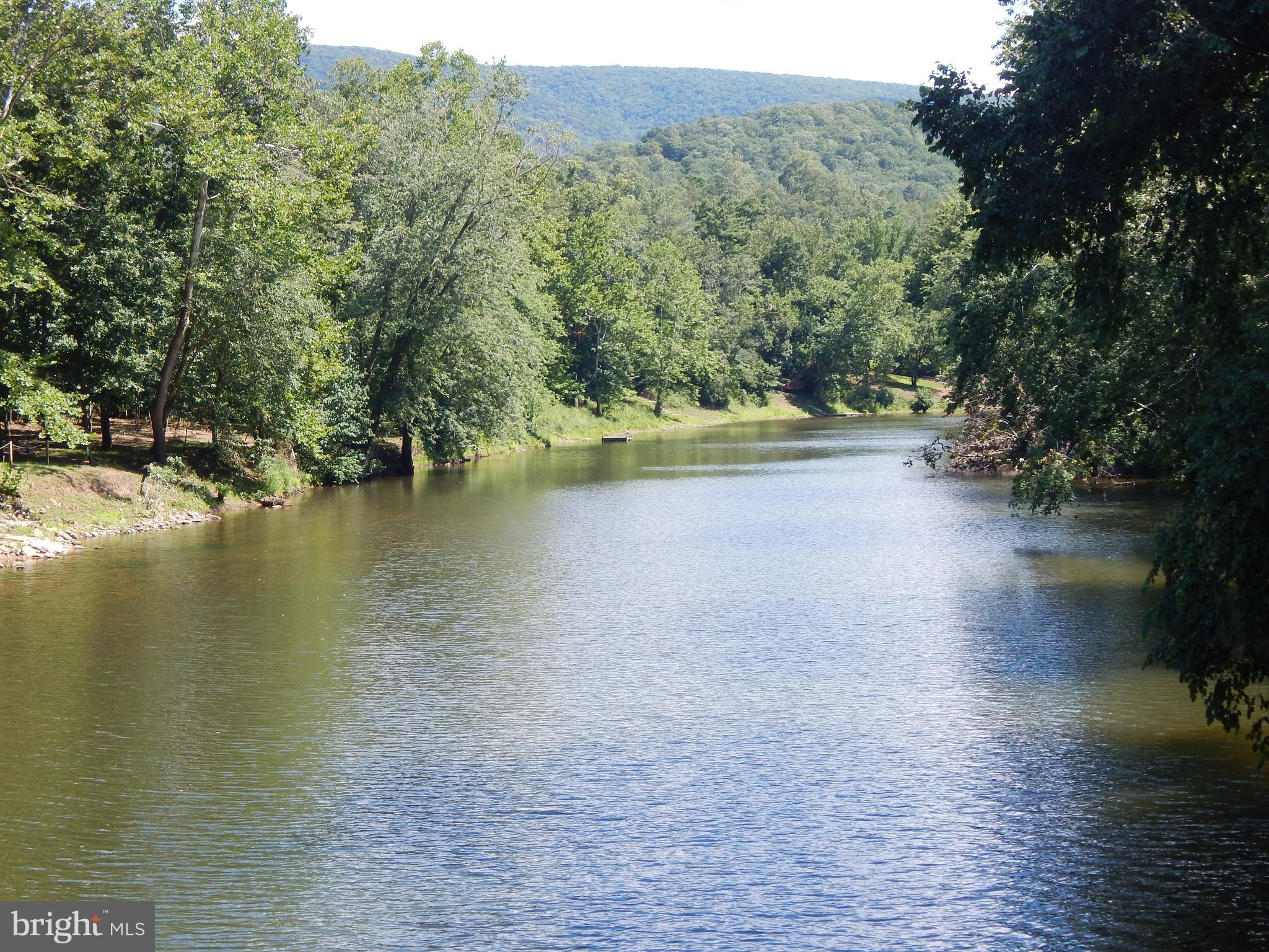 RIVER RIDGE - Land