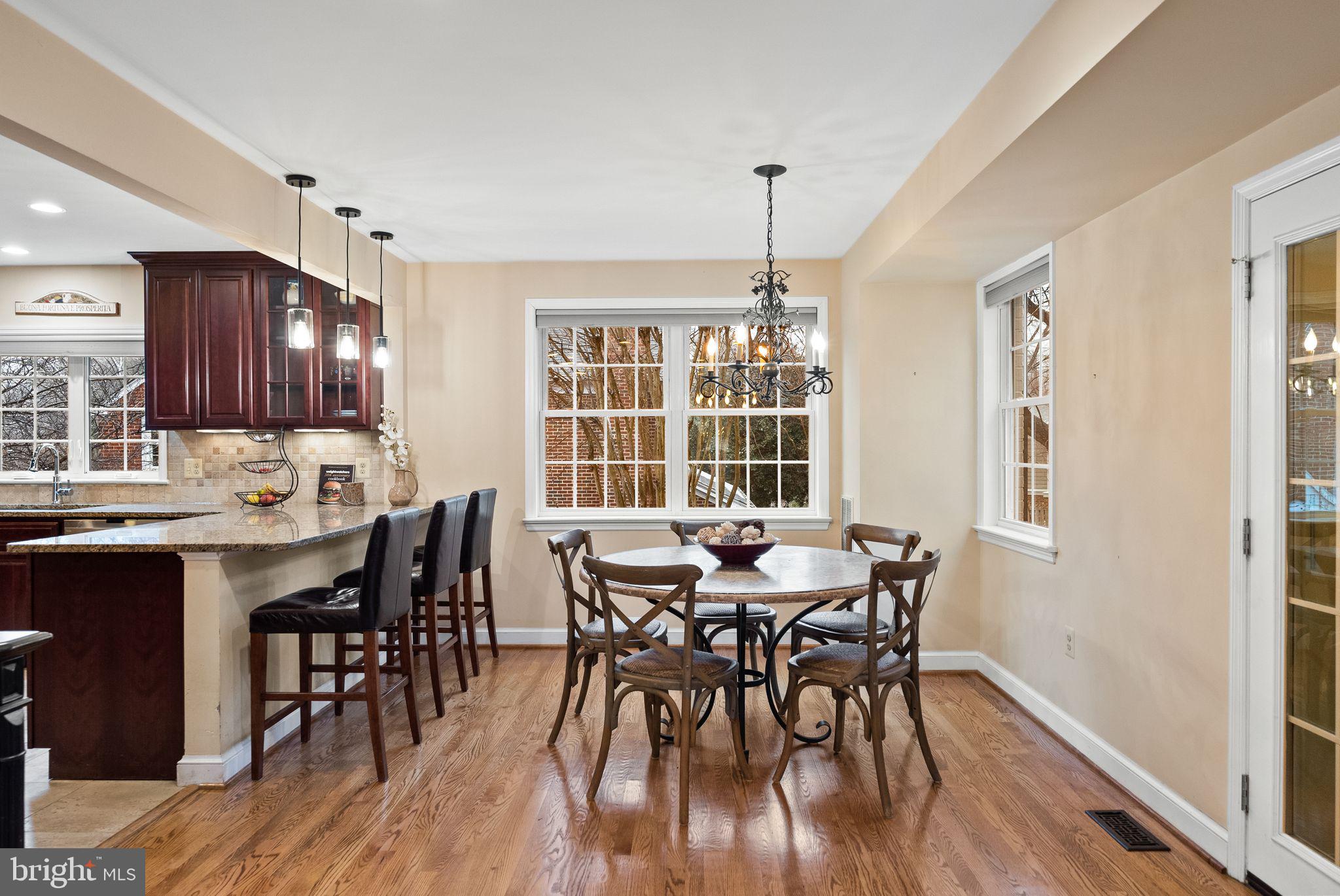 WOODACRES - Residential
