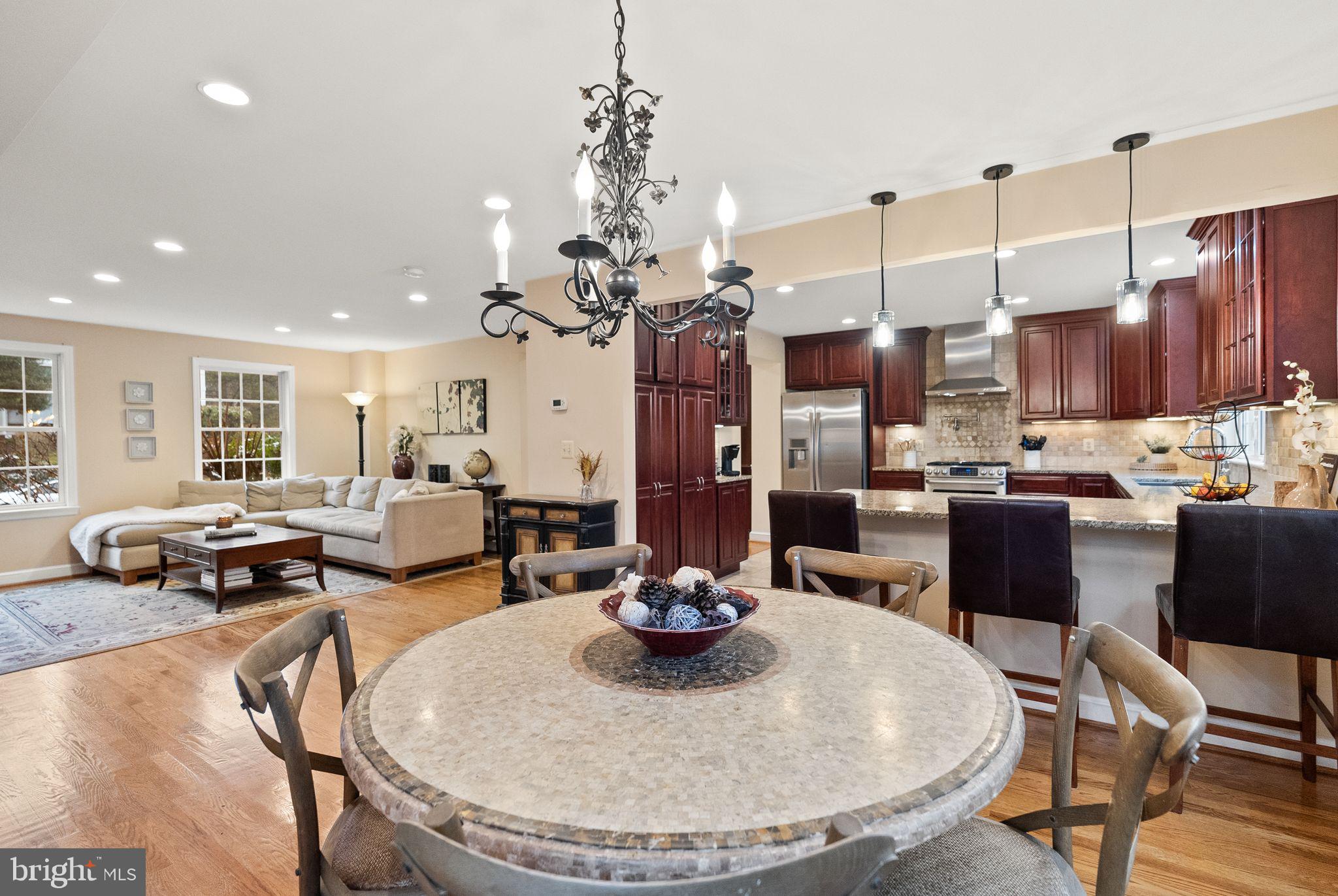 WOODACRES - Residential