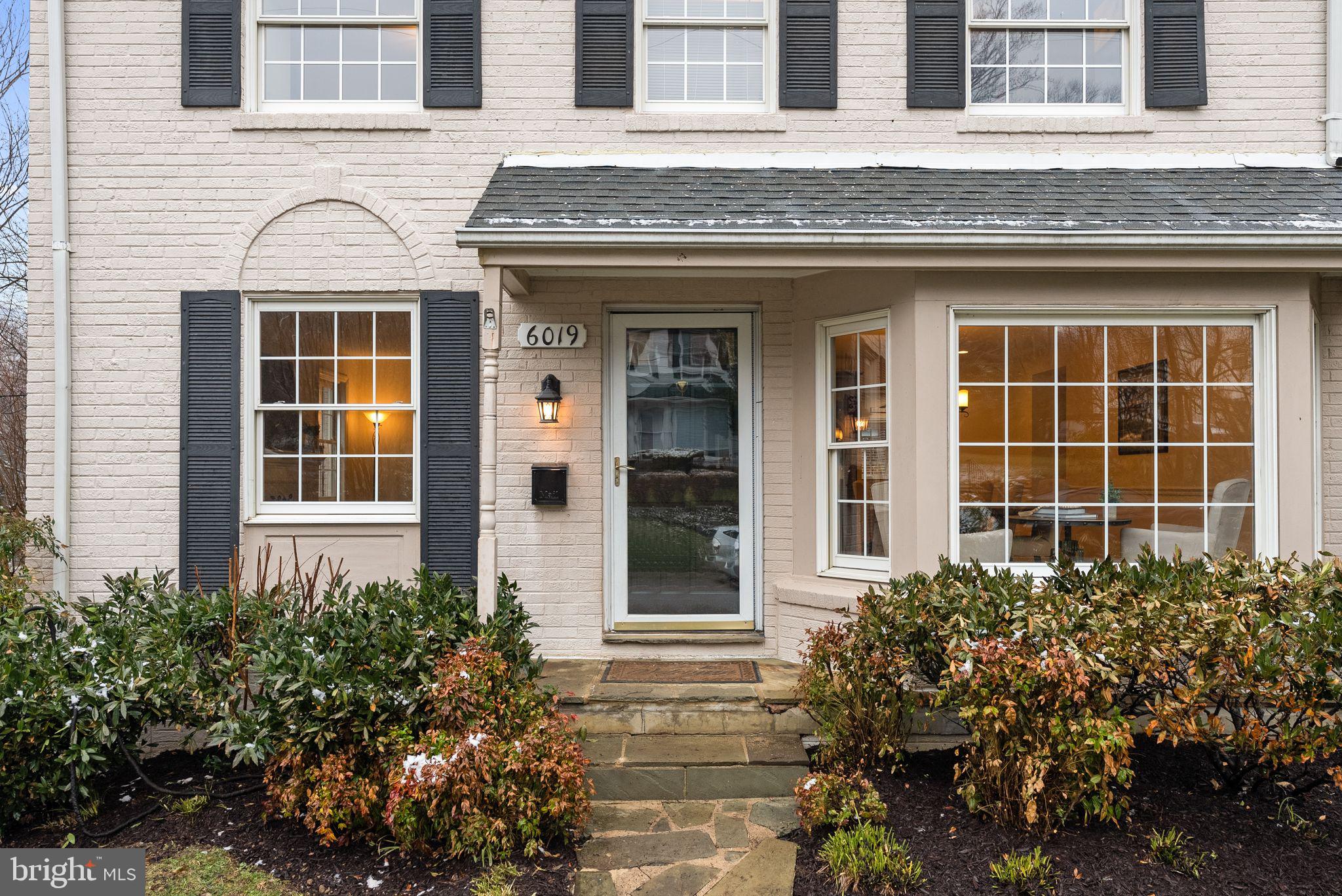 WOODACRES - Residential