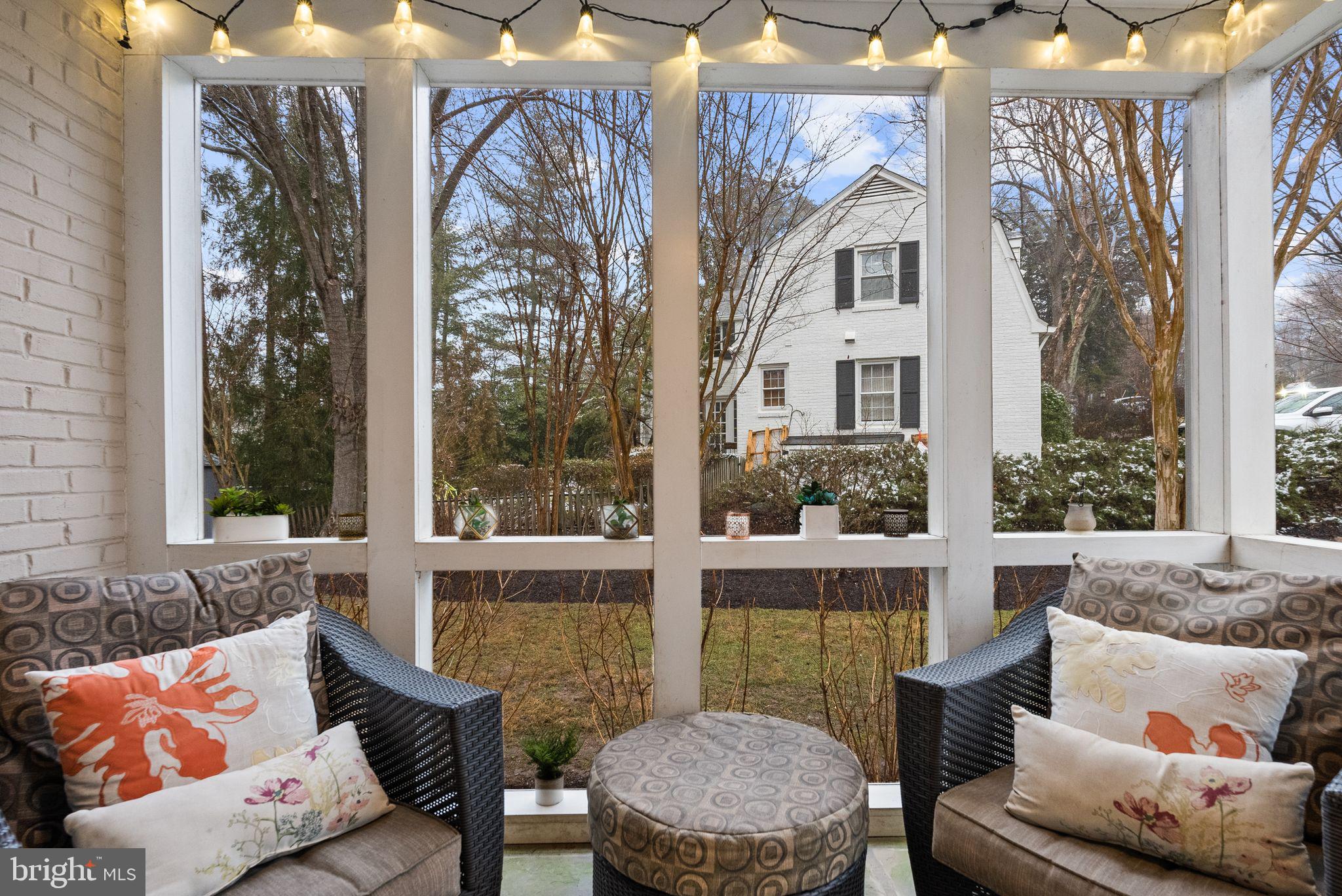 WOODACRES - Residential
