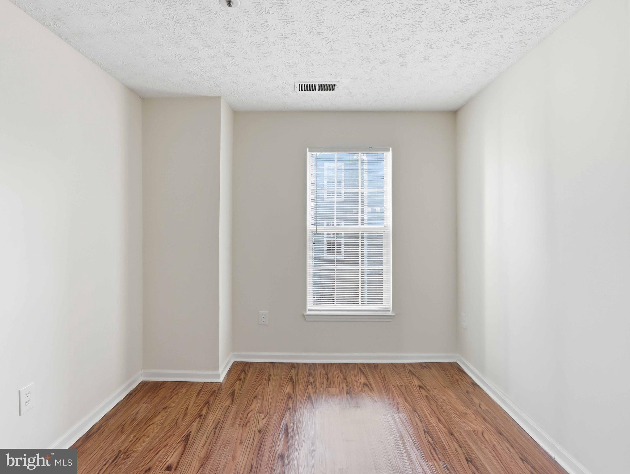 ROCKBURN COMMONS II - Residential