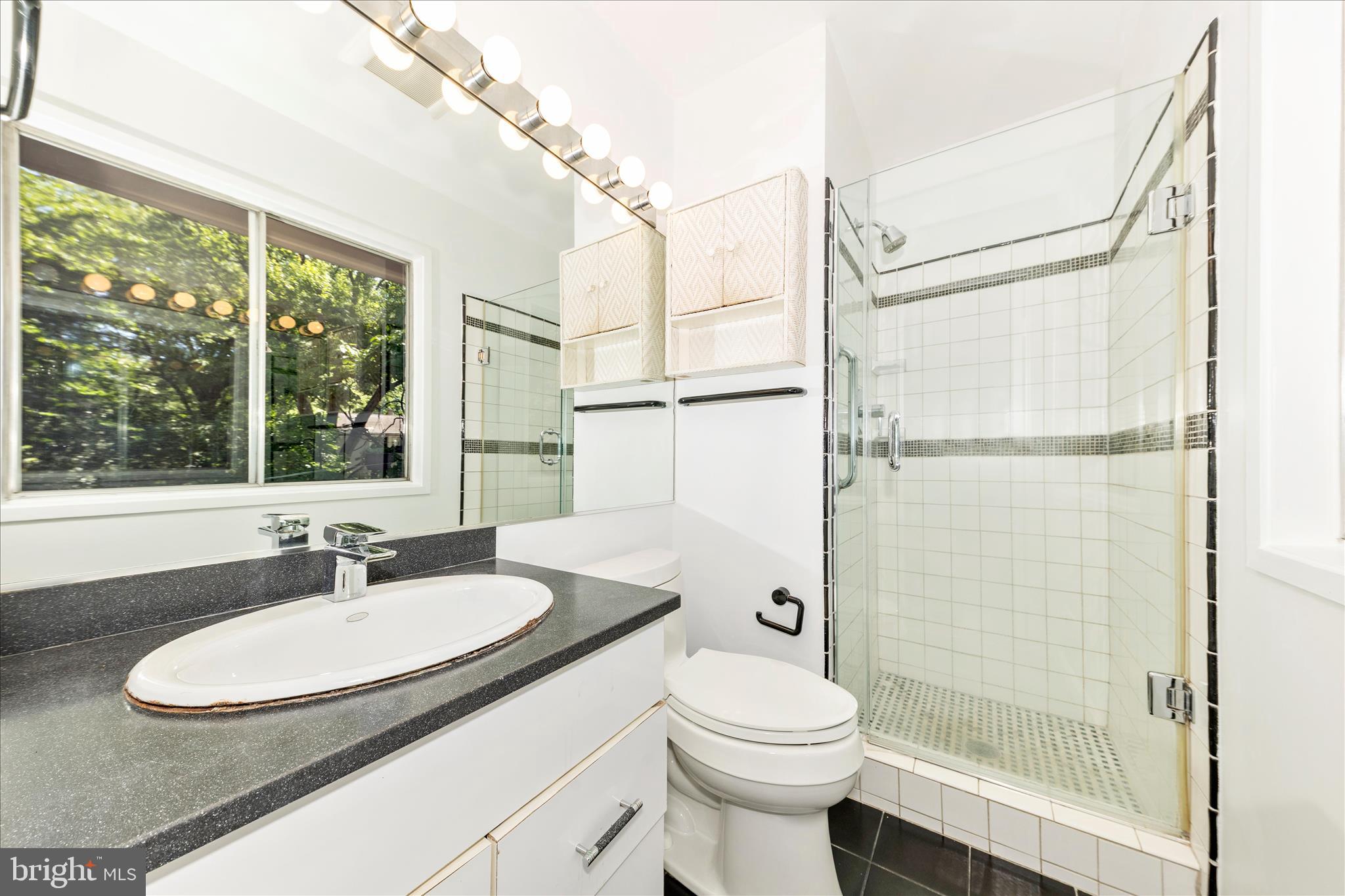 CARDEROCK SPRINGS - Residential