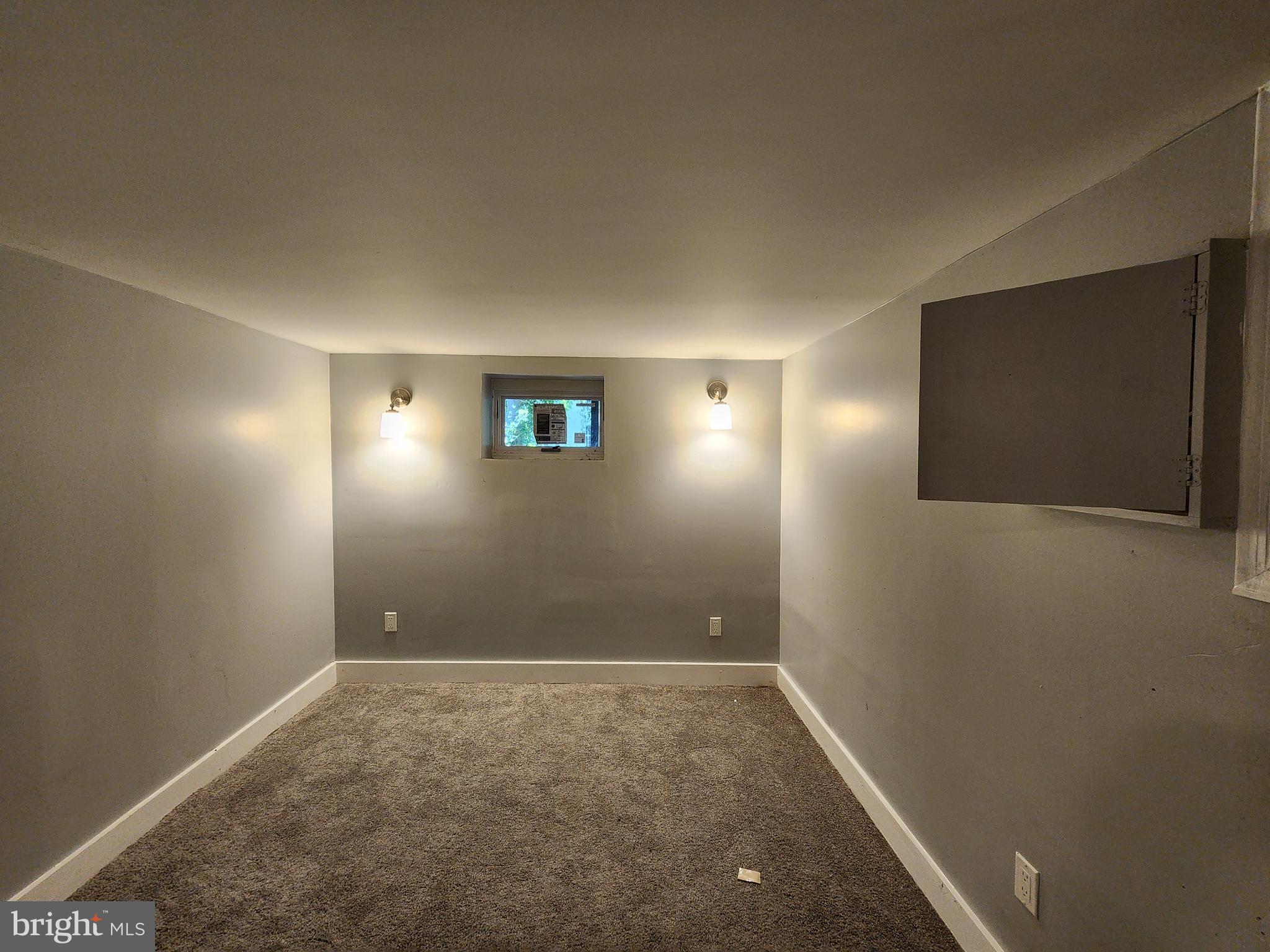 FRANKFORD - Residential