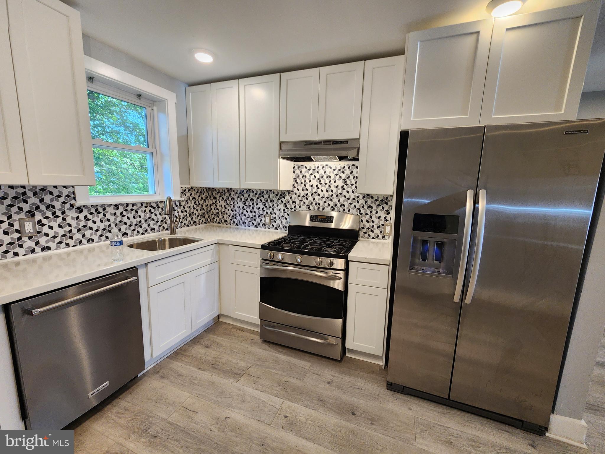 FRANKFORD - Residential