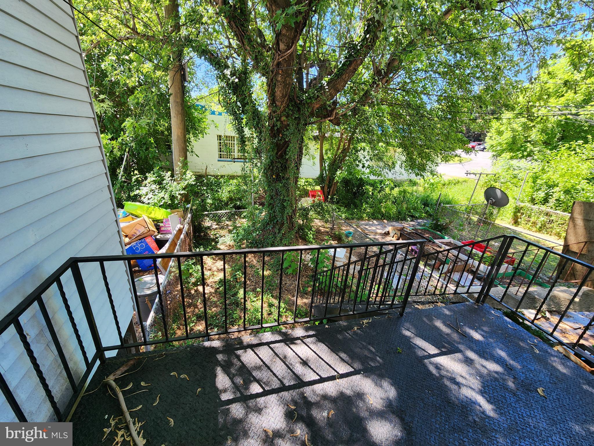 FRANKFORD - Residential