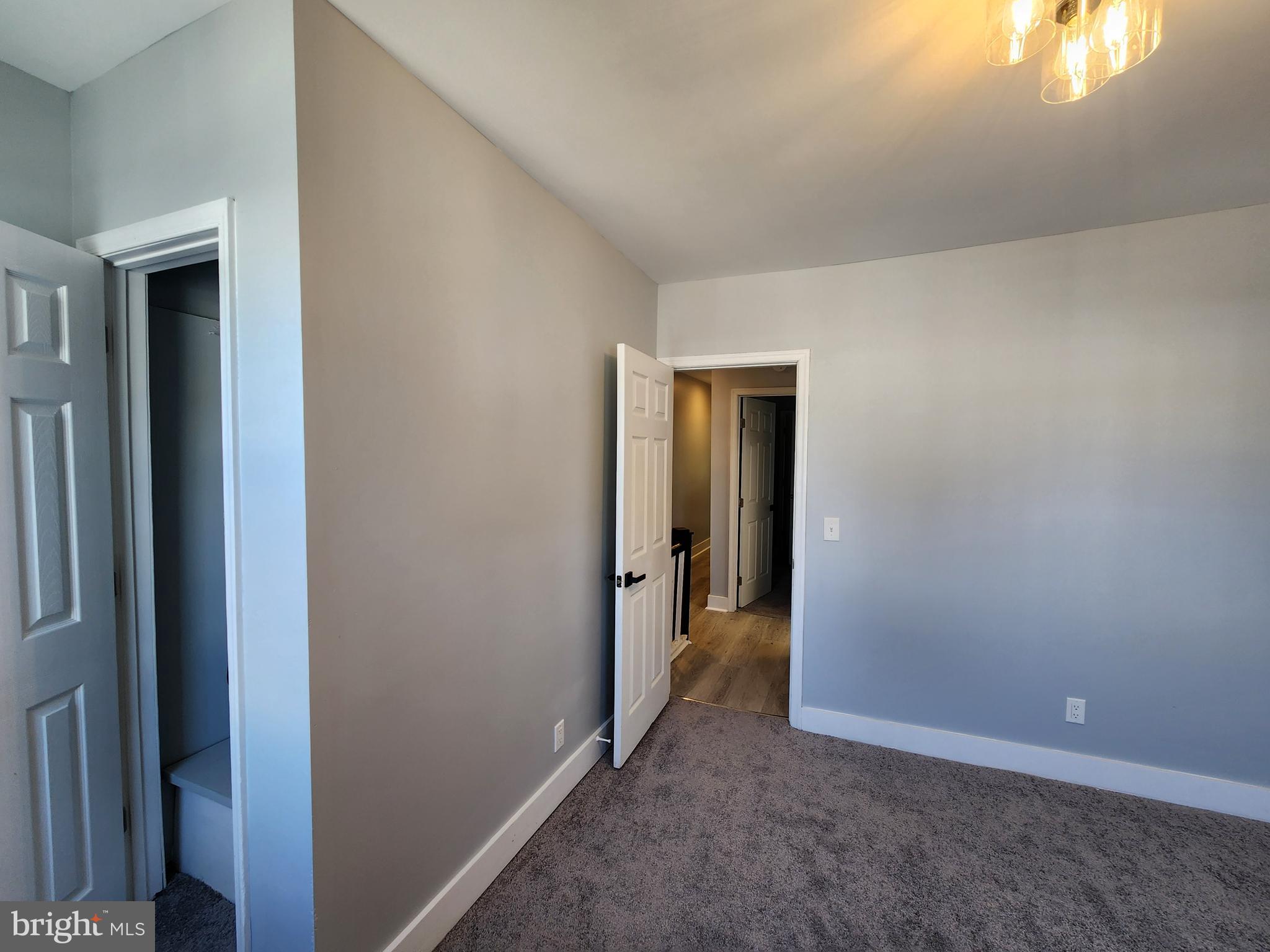 FRANKFORD - Residential